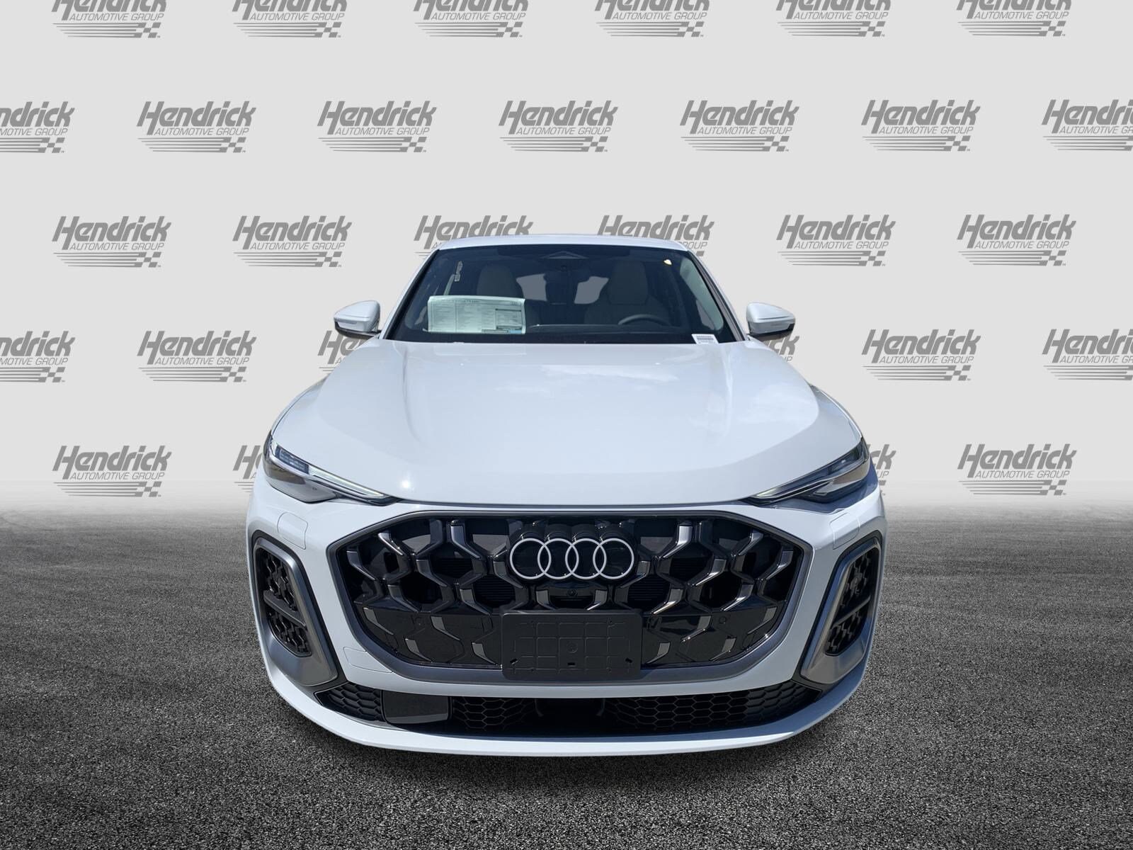 2025 Audi Q5 Sportback Premium Plus photo 3