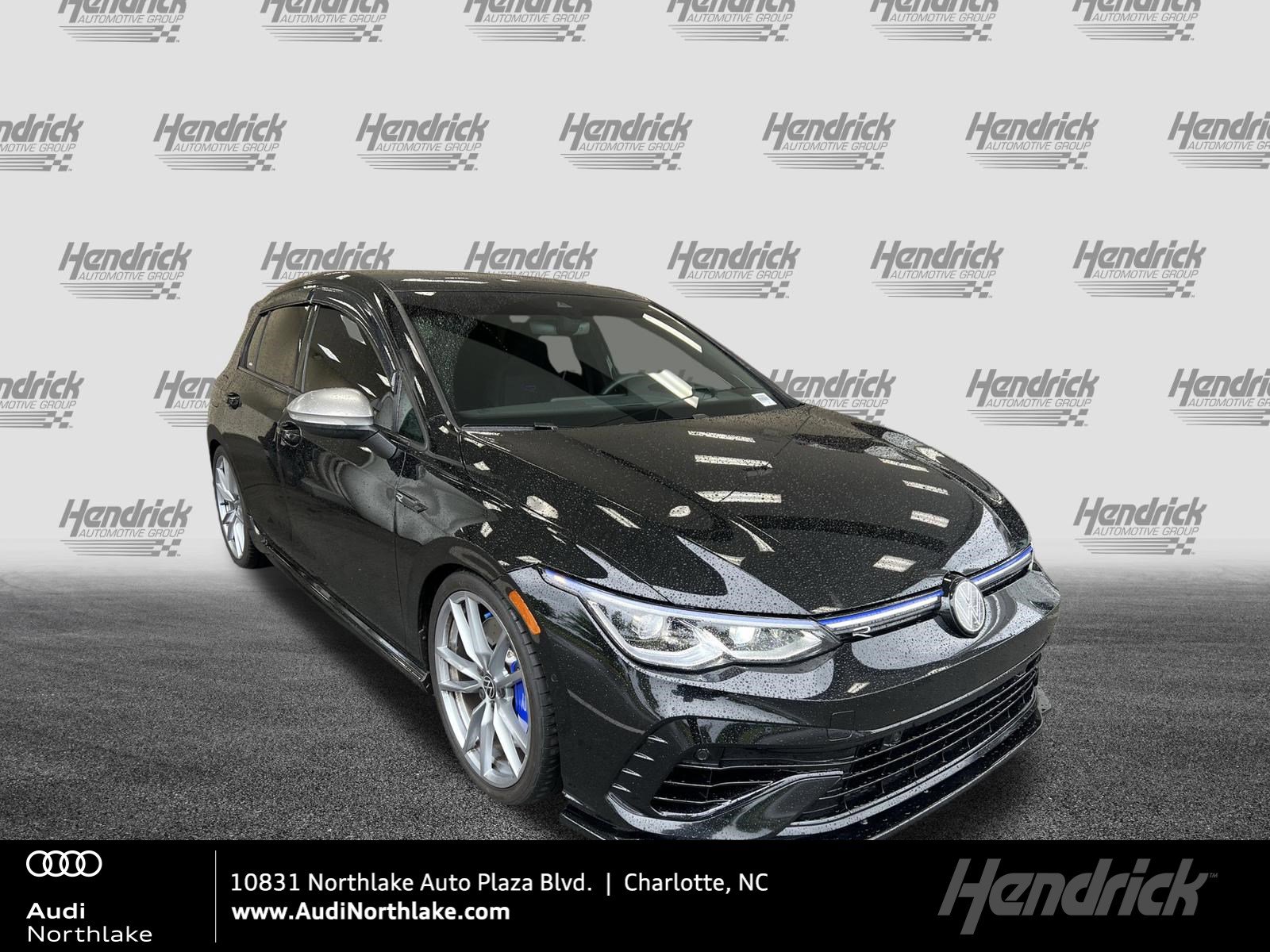 2024 Volkswagen Golf R Golf R 4-door DSG's photo