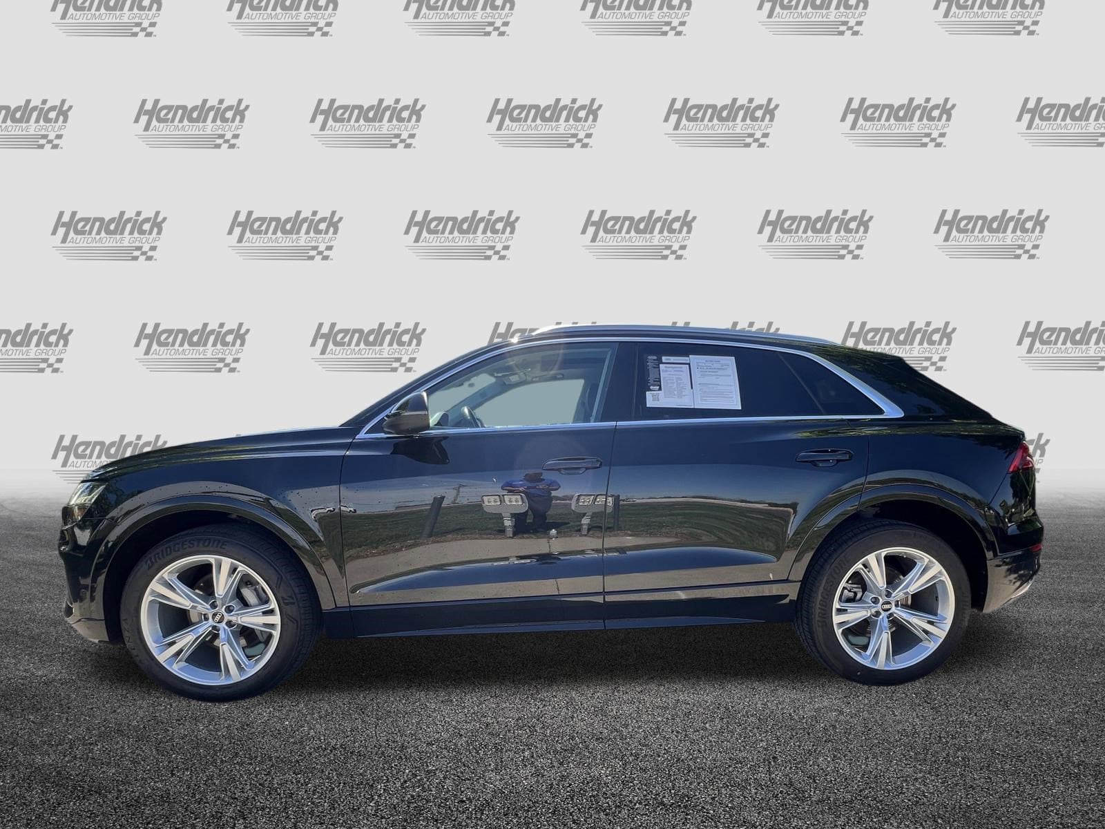 2023 Audi Q8 Premium Plus photo 5