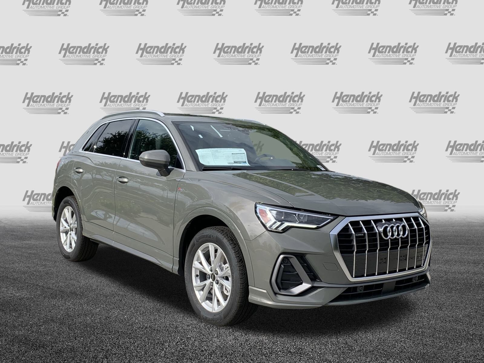 2025 Audi Q3 S line Premium photo 2