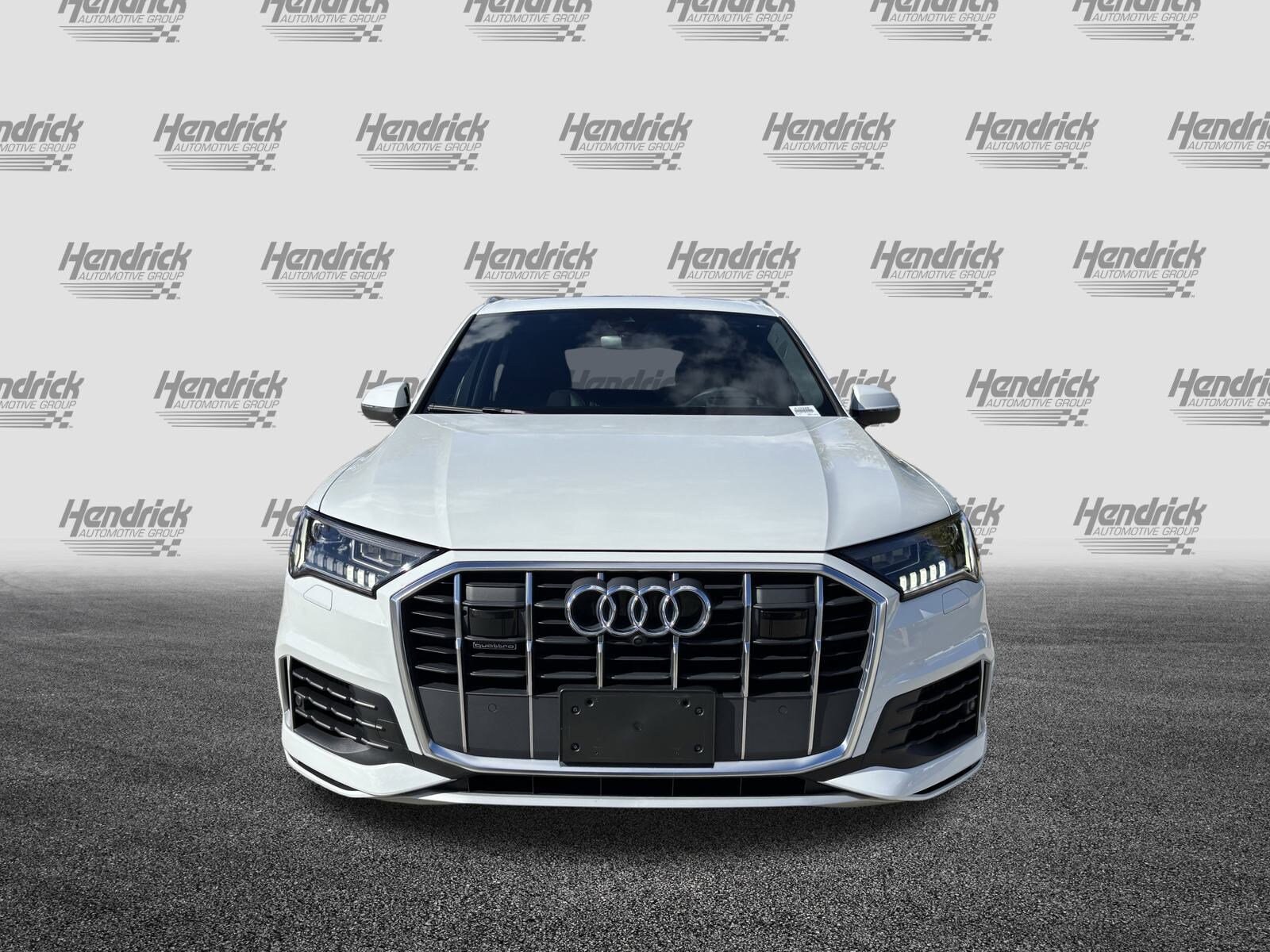 2023 Audi Q7 55 Prestige photo 3