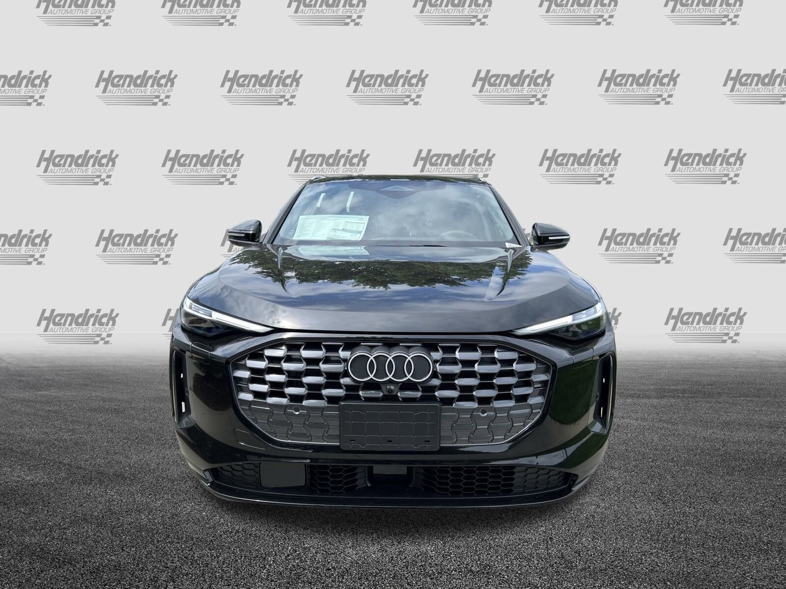 2025 Audi Q5 Premium Plus photo 2