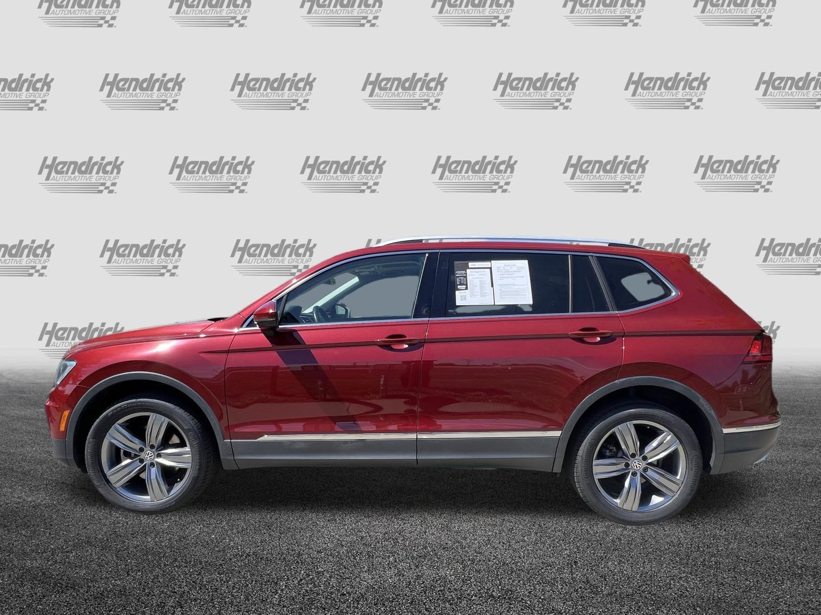2020 Volkswagen Tiguan SEL photo 5