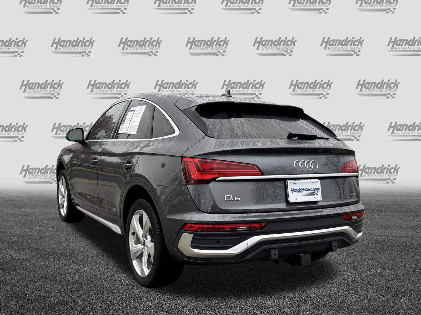 2024 Audi Q5 Sportback S line Premium Plus photo 3