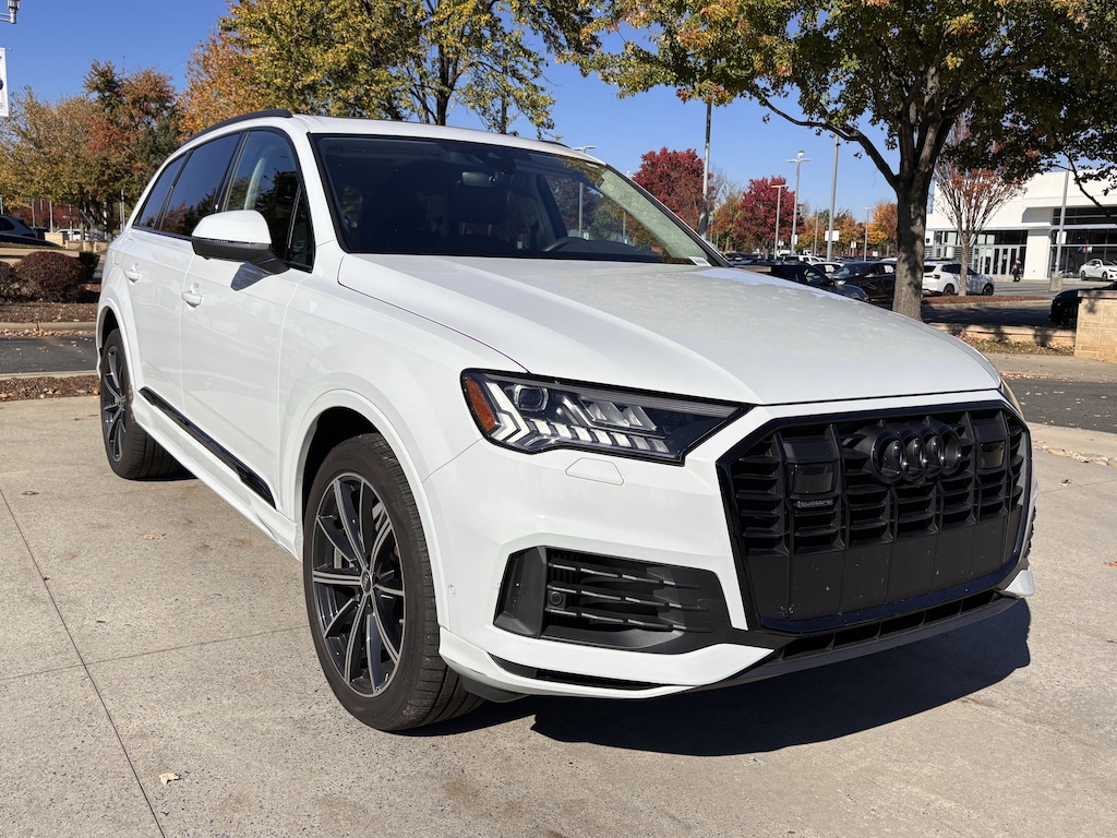 Used 2024 Audi Q7 Premium Plus SUV