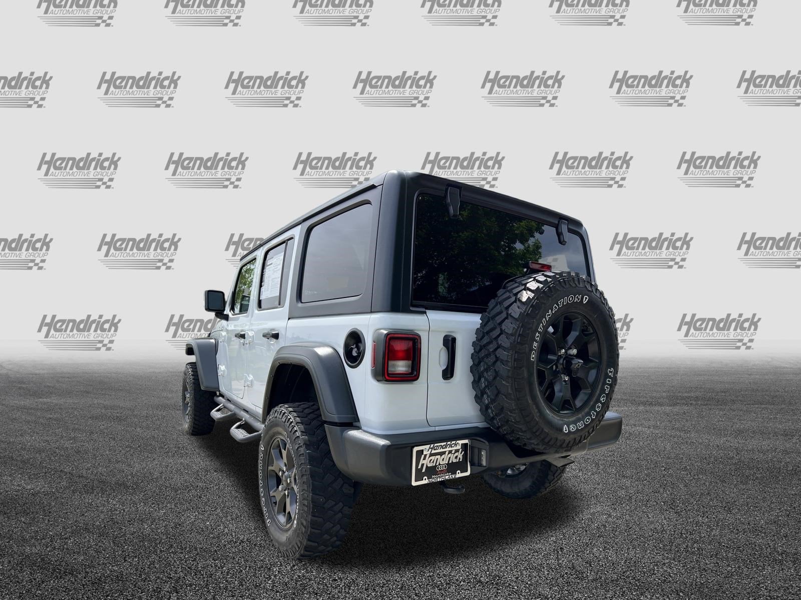 2023 Jeep Wrangler Willys 4 Door 4x4 photo 6