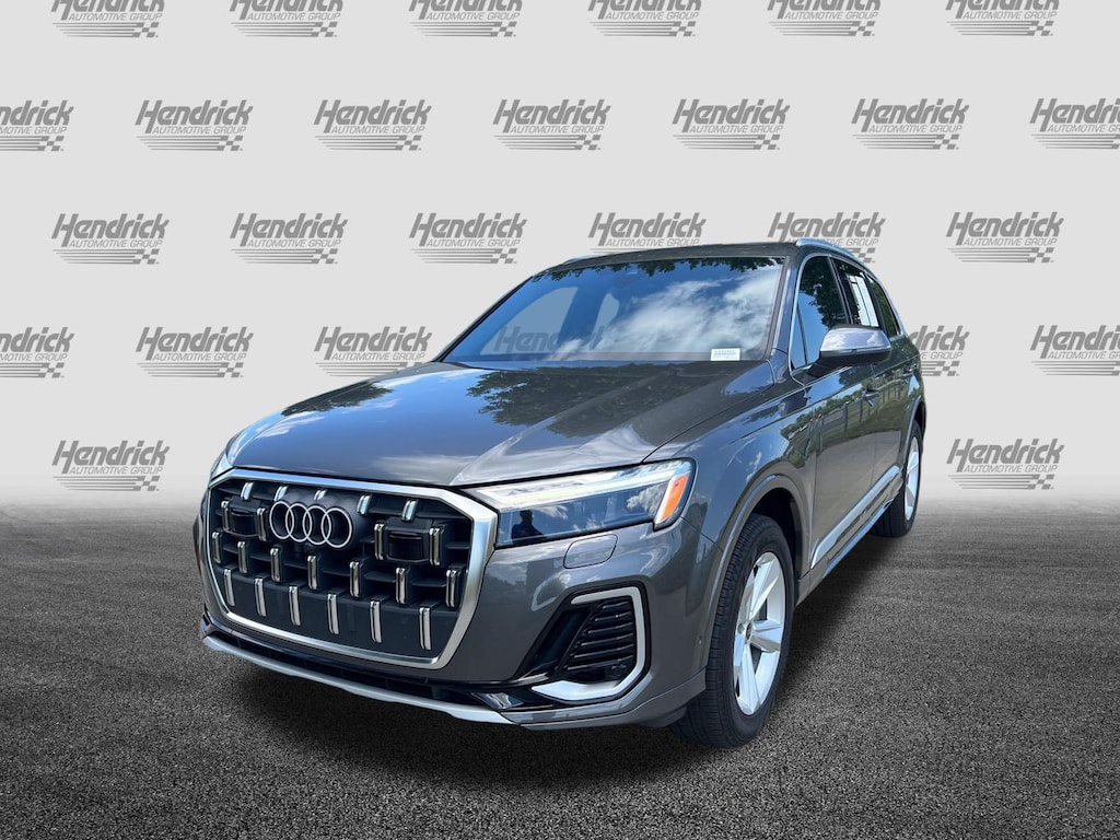 Certified 2025 Audi Q7 Premium SUV