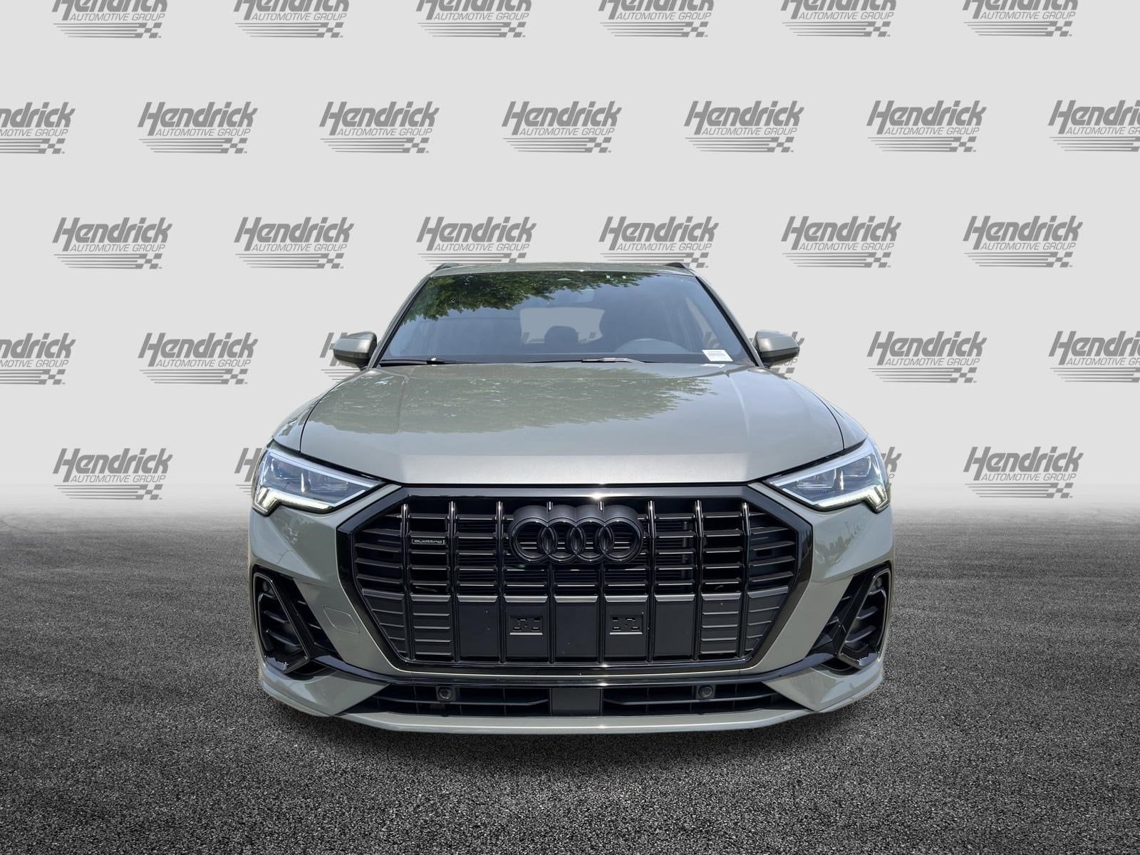 2025 Audi Q3 S line Premium photo 2