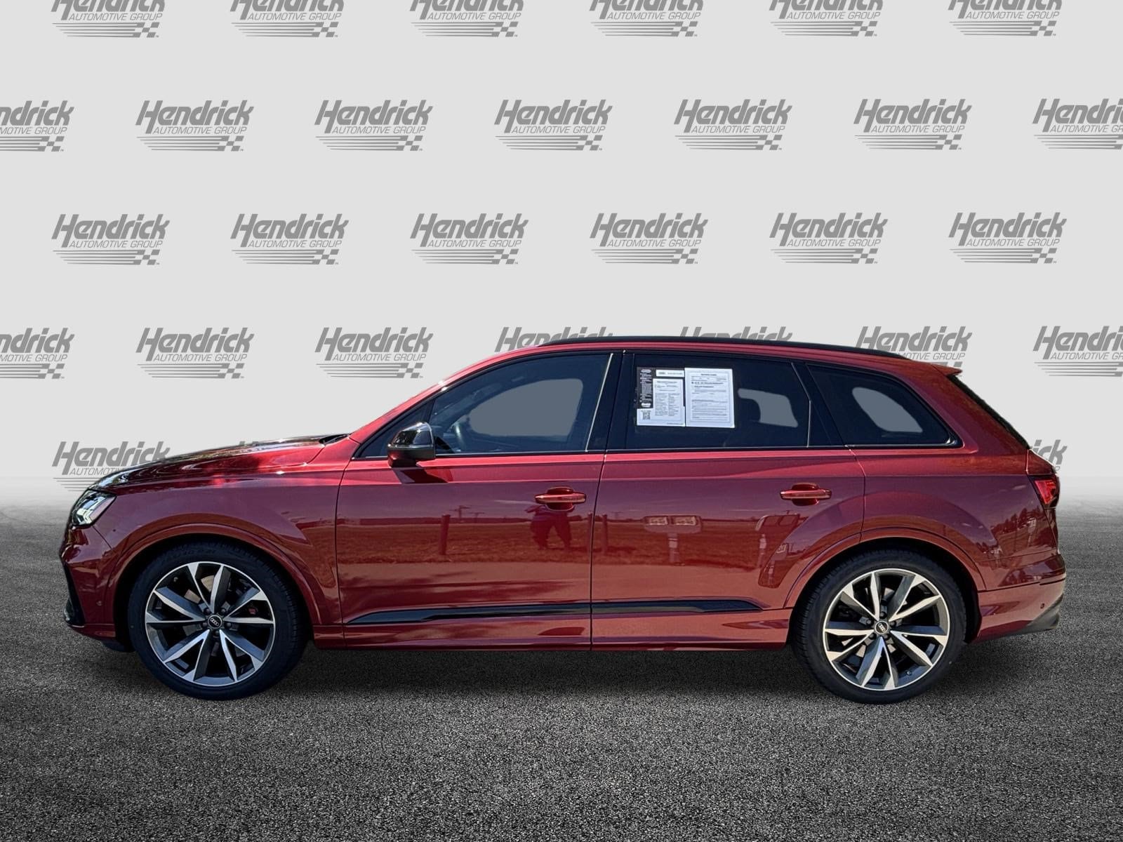 2023 Audi SQ7 Premium Plus