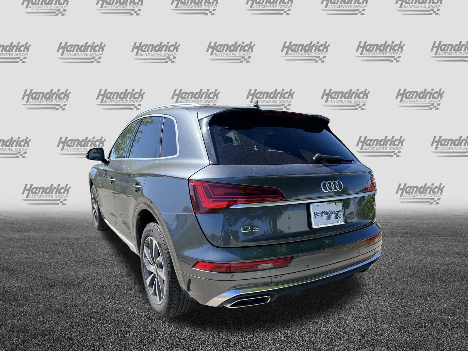 2023 Audi Q5 S line Premium photo 3