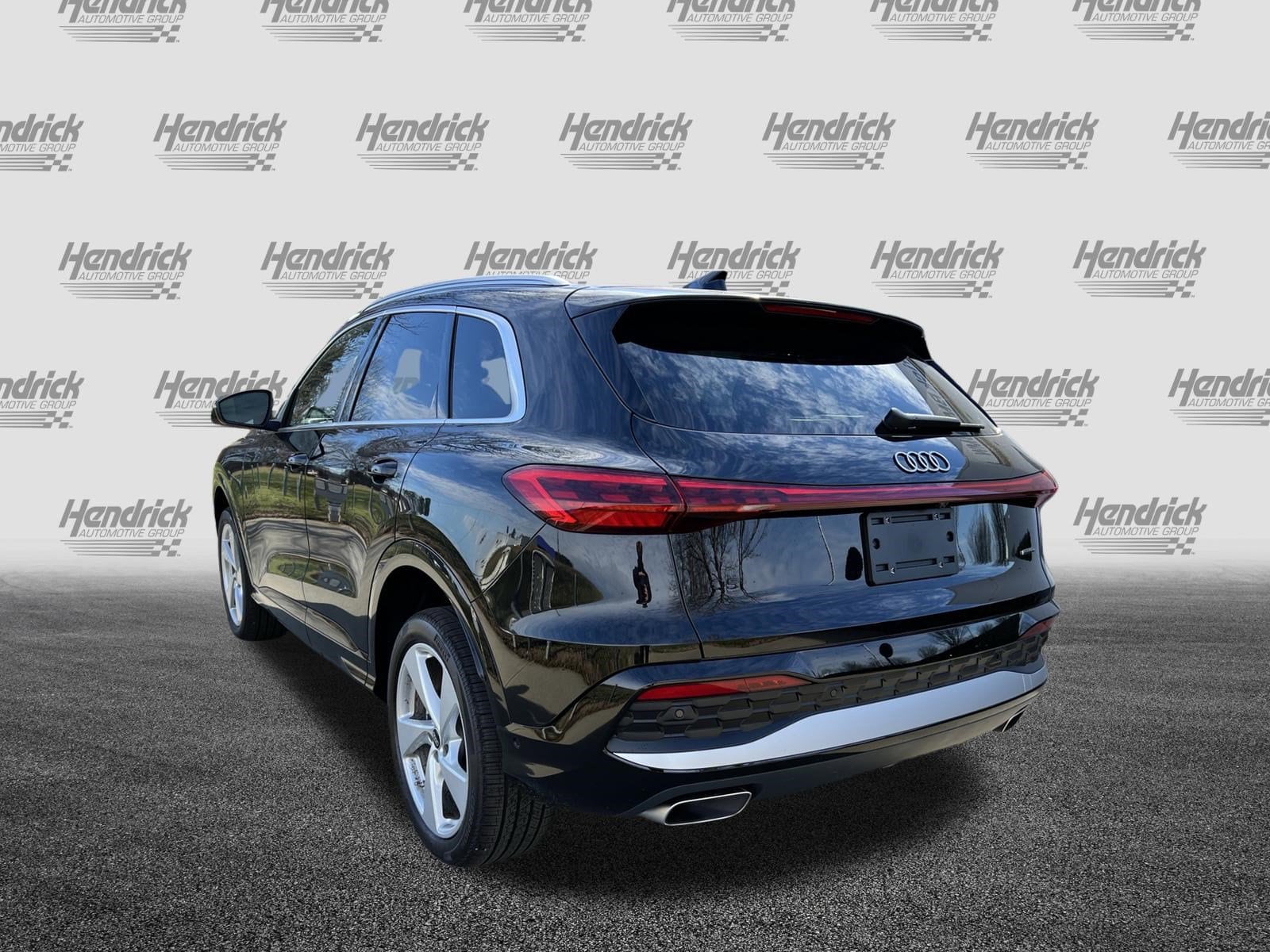 2025 Audi Q5 Premium Plus photo 5