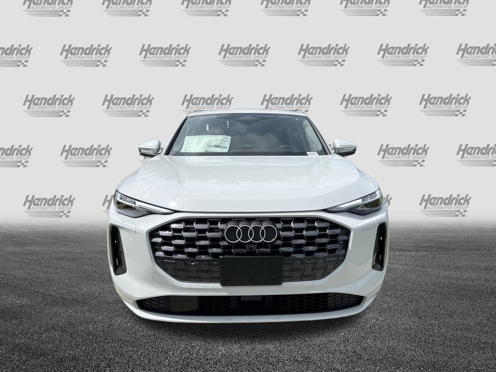 2025 Audi Q5 Premium Plus photo 3