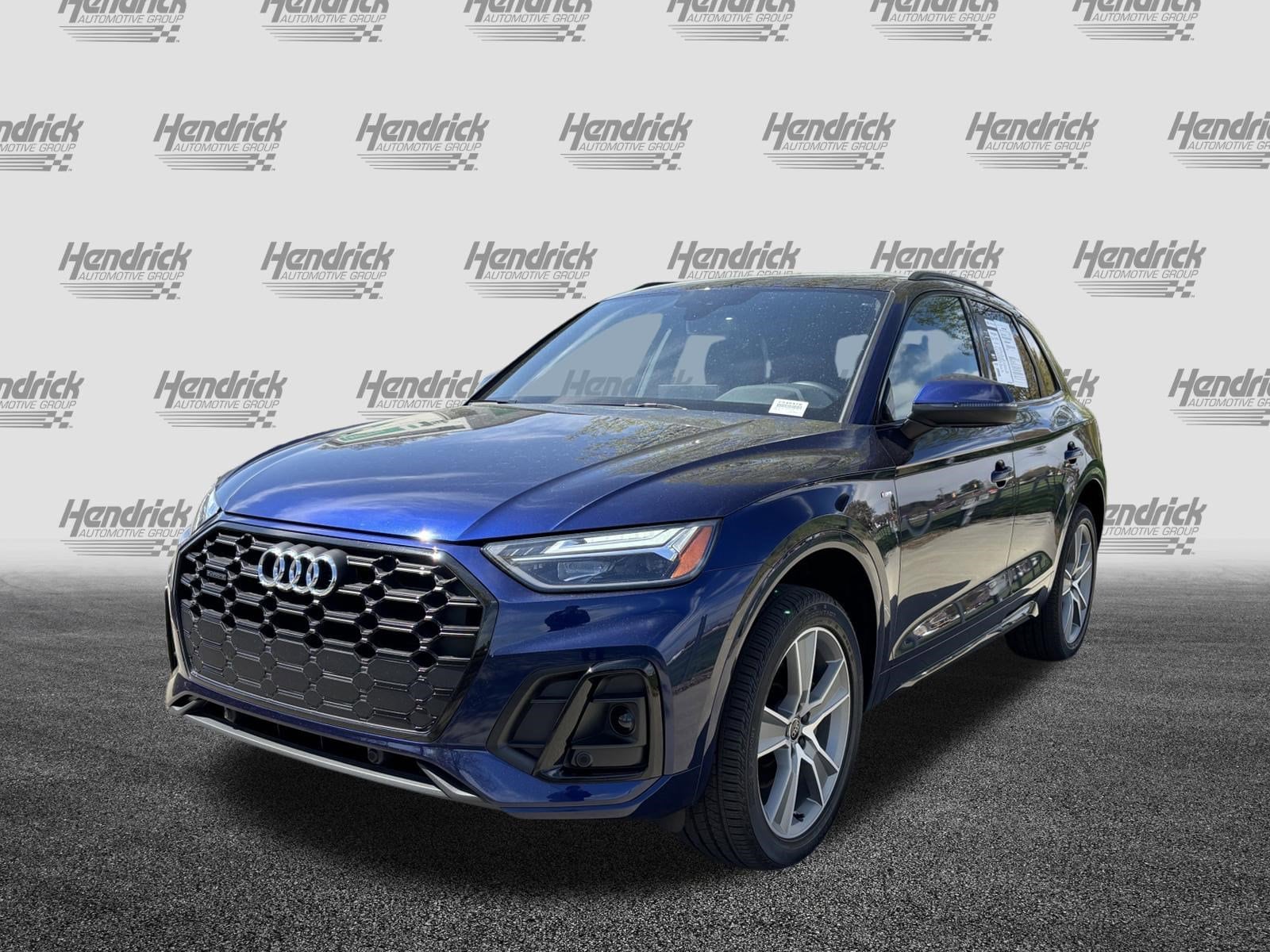 2025 Audi Q5 S line Premium photo 4