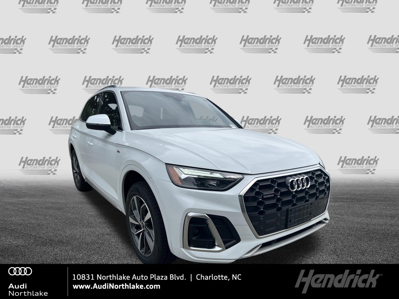 2023 Audi Q5 45 Premium's photo