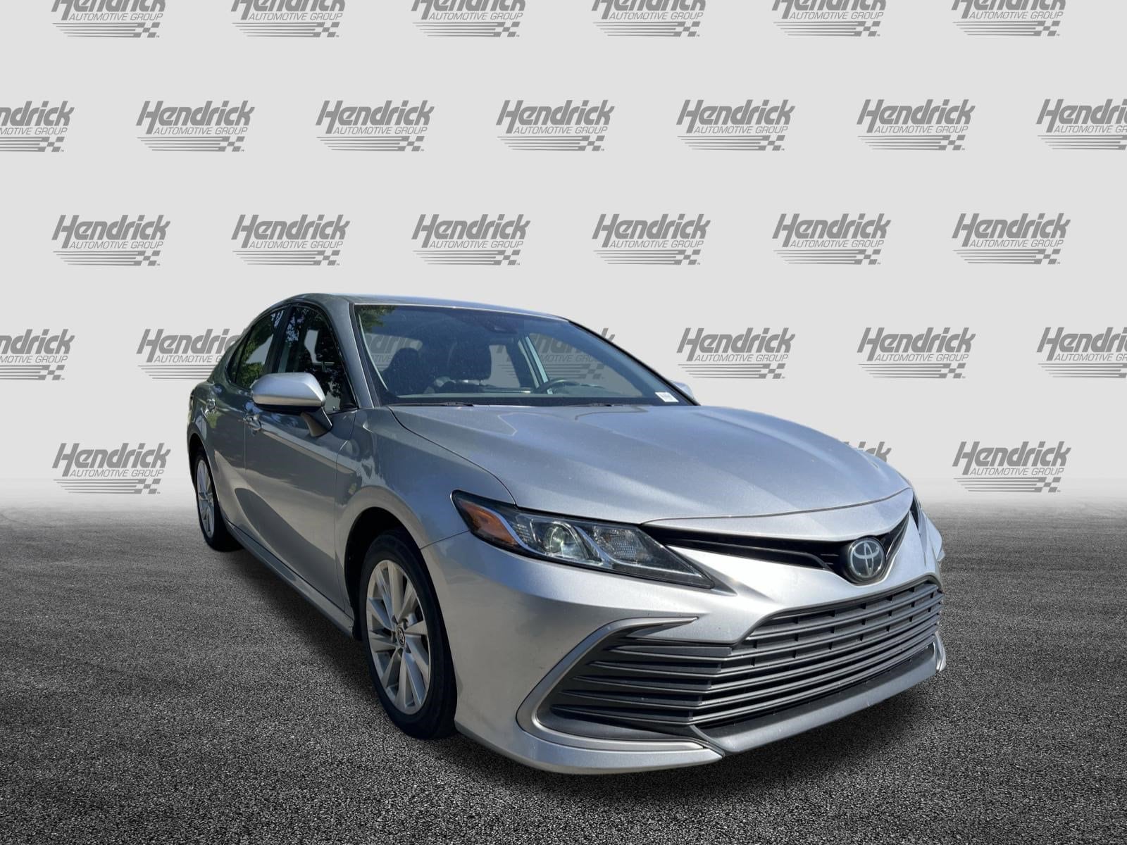 2024 Toyota Camry LE photo 2