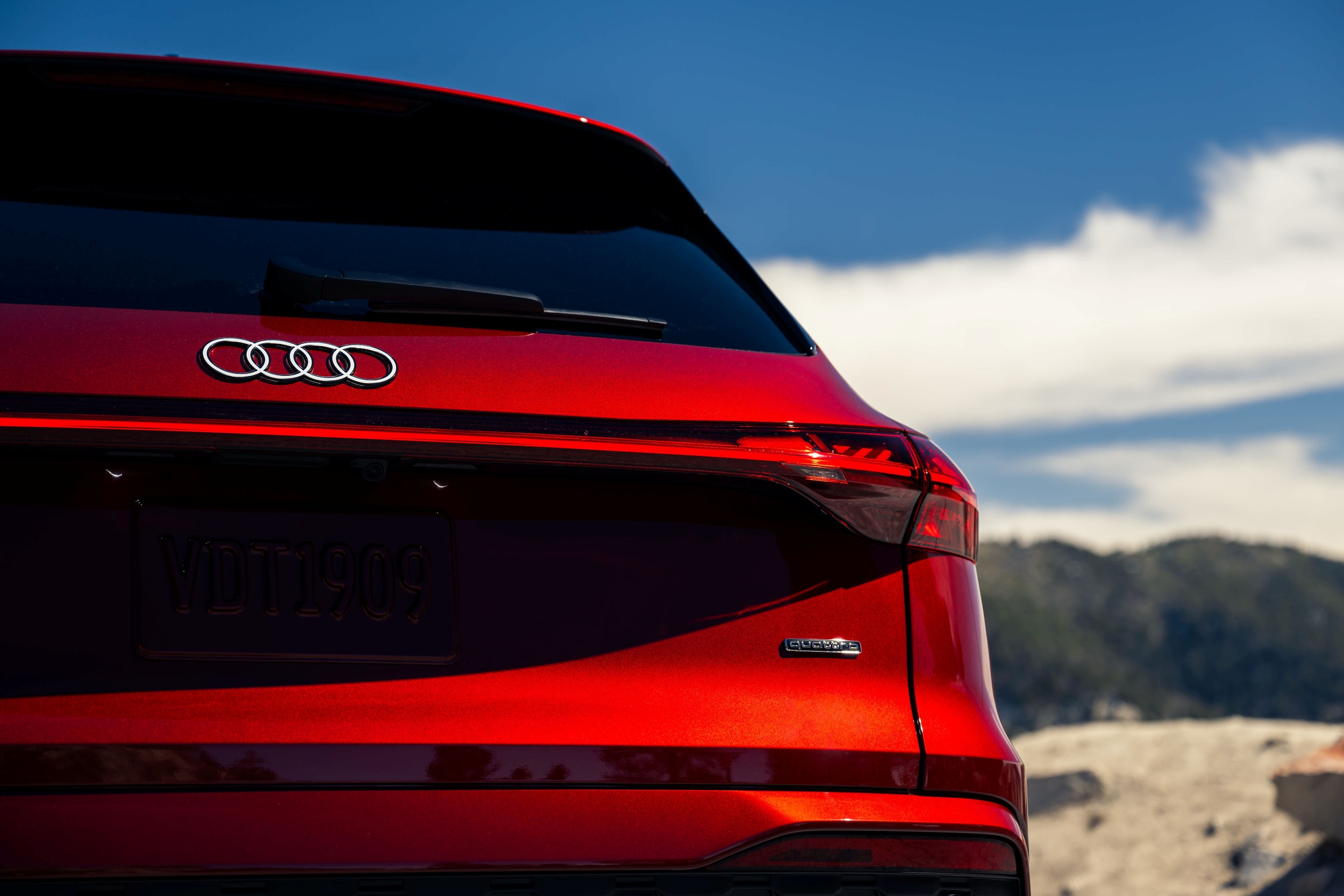 MY25 - Q5 - Detail - Rear.jpg