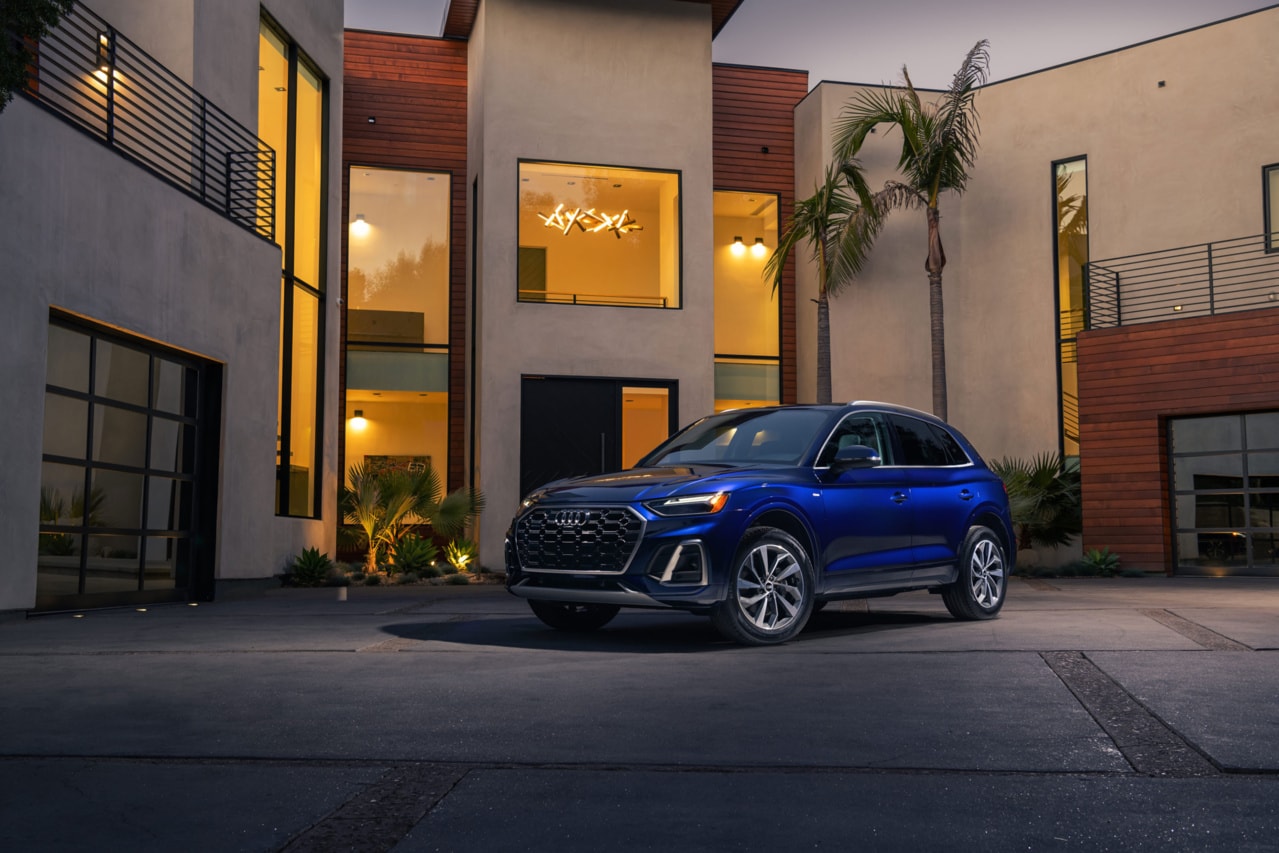 2025 Audi Q5 Hybrid in Charlotte