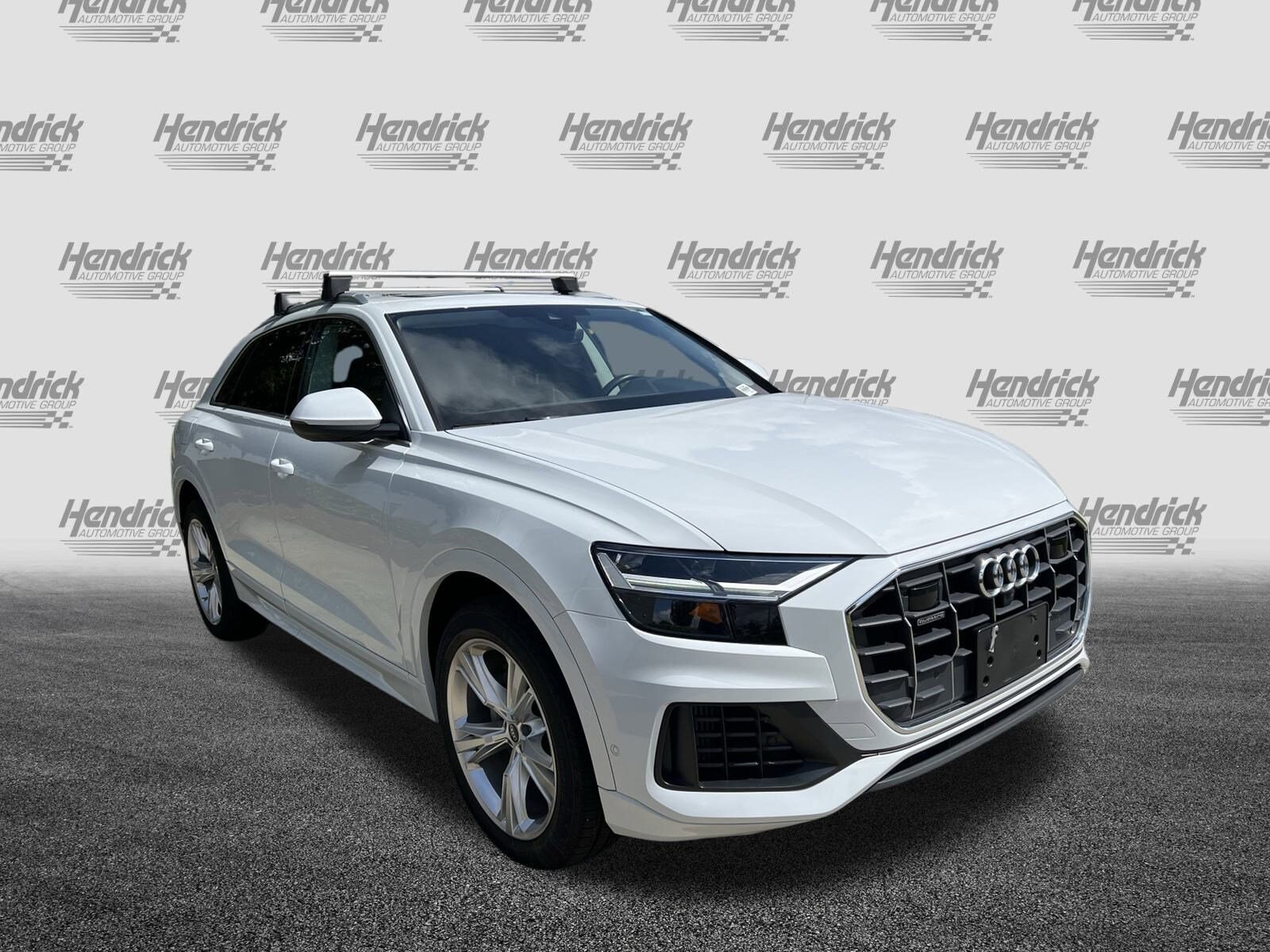 2022 Audi Q8 55 Premium Plus photo 2