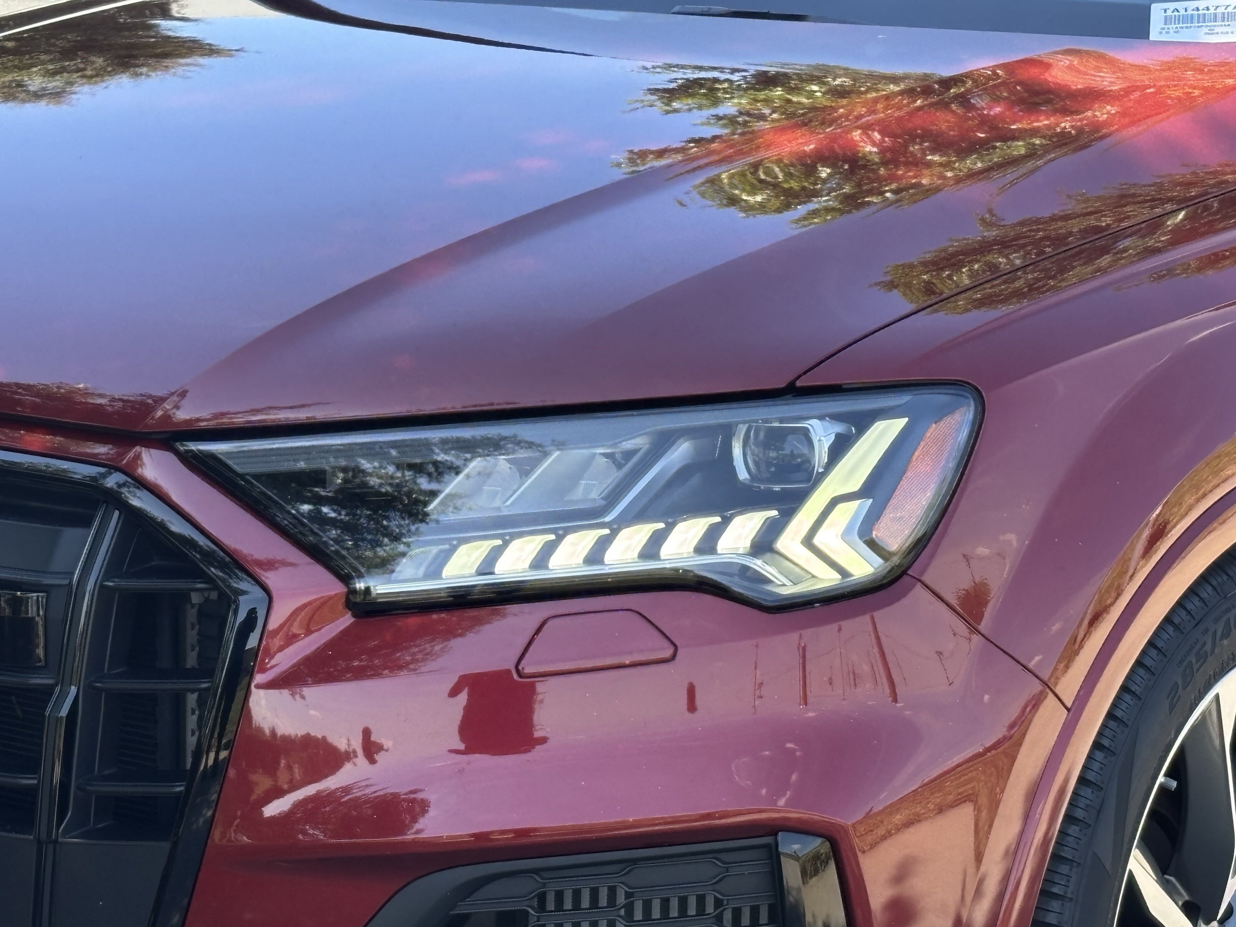 2023 Audi SQ7 Premium Plus