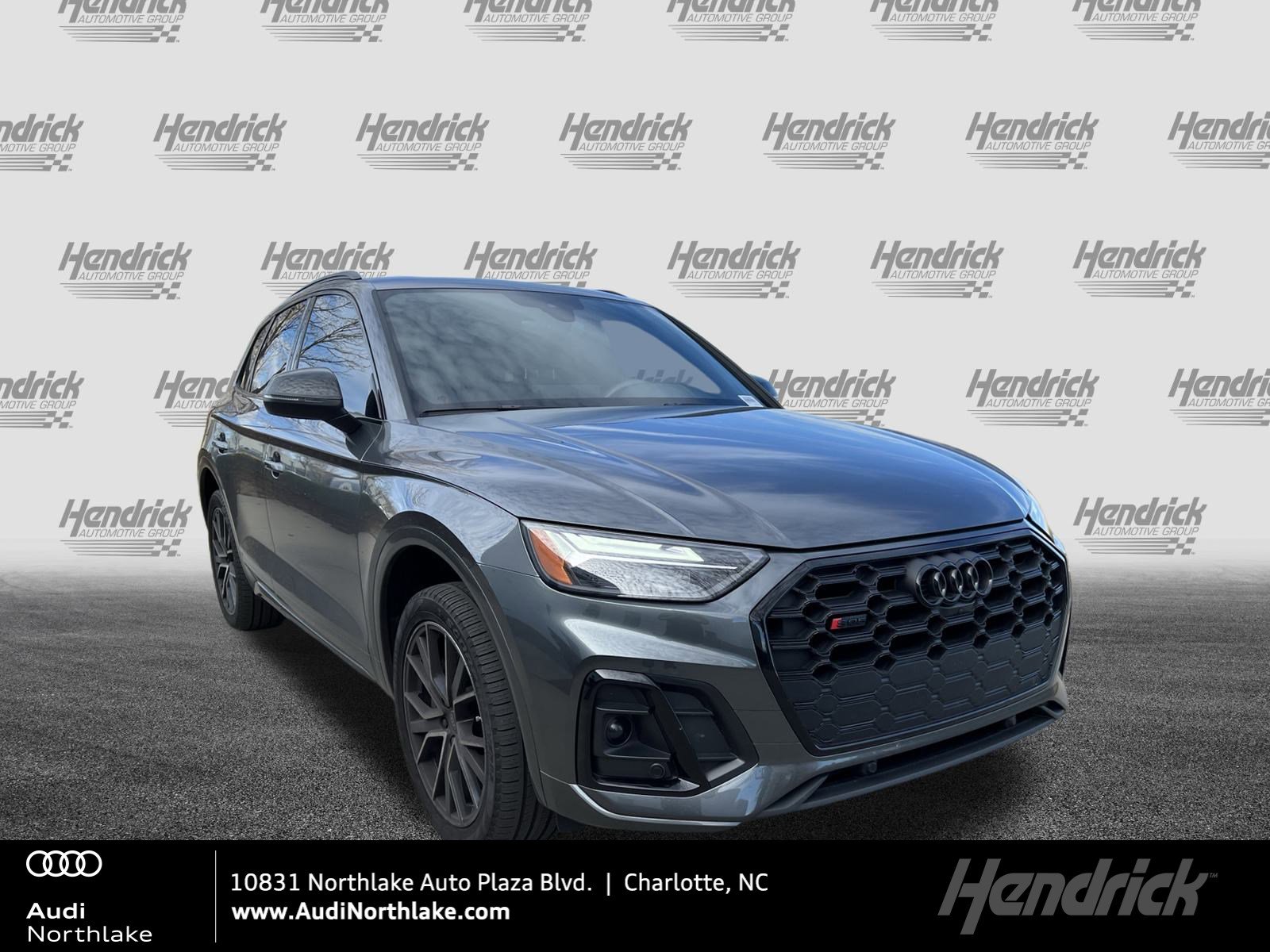 2024 Audi SQ5 Premium Plus's photo