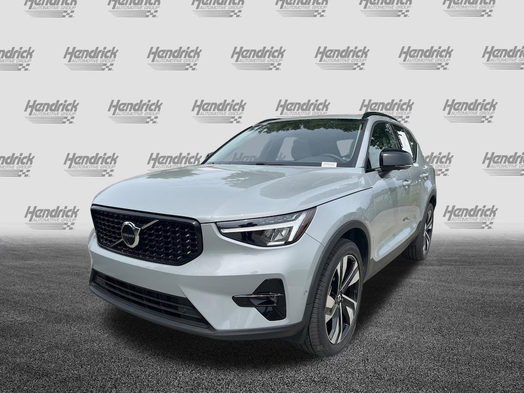 Used 2024 Volvo XC40 Plus Dark Theme SUV