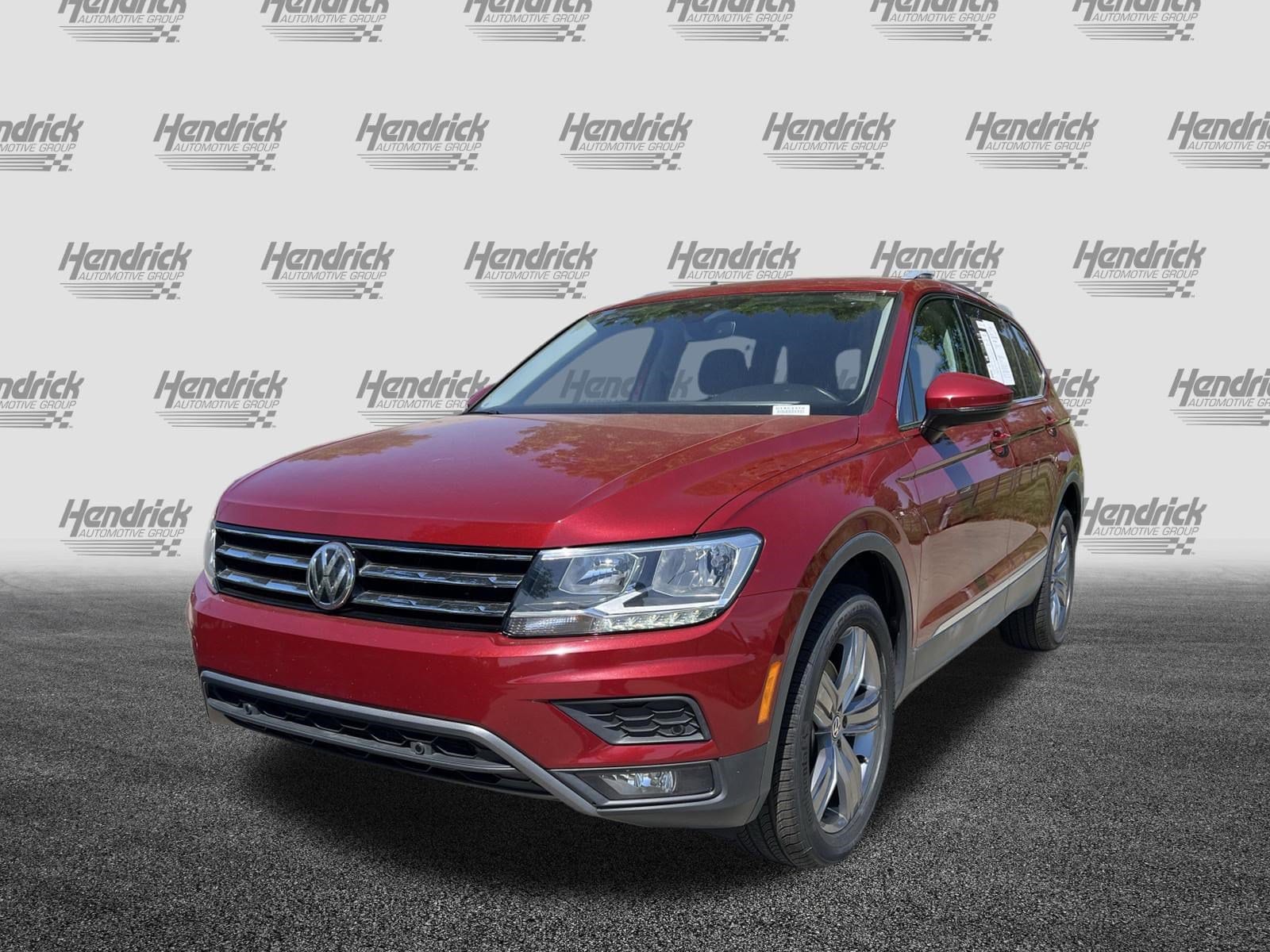 2020 Volkswagen Tiguan SEL photo 4