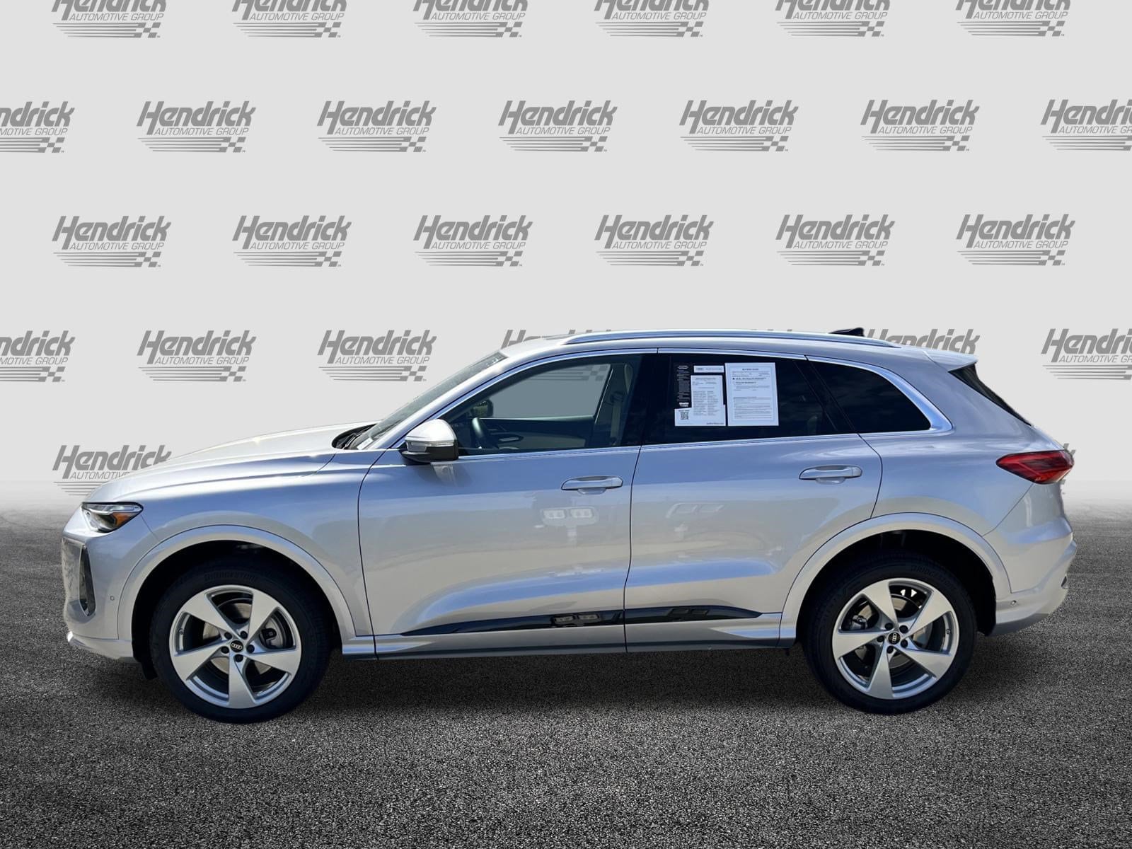 2025 Audi Q5 Premium Plus photo 4