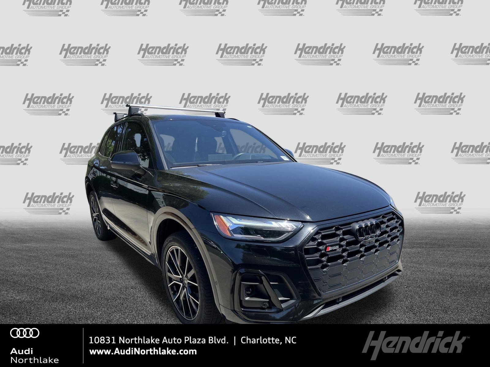 2023 Audi SQ5 Prestige's photo