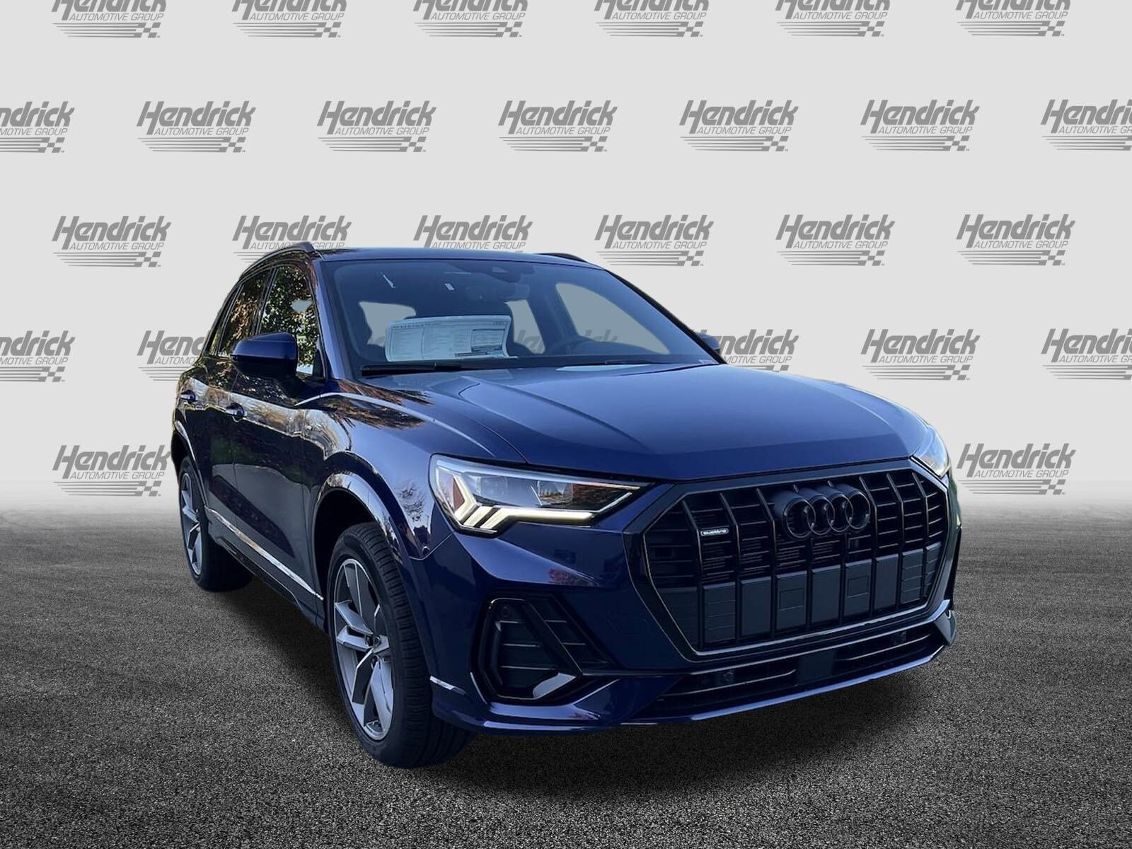 2025 Audi Q3 S line Premium photo 2
