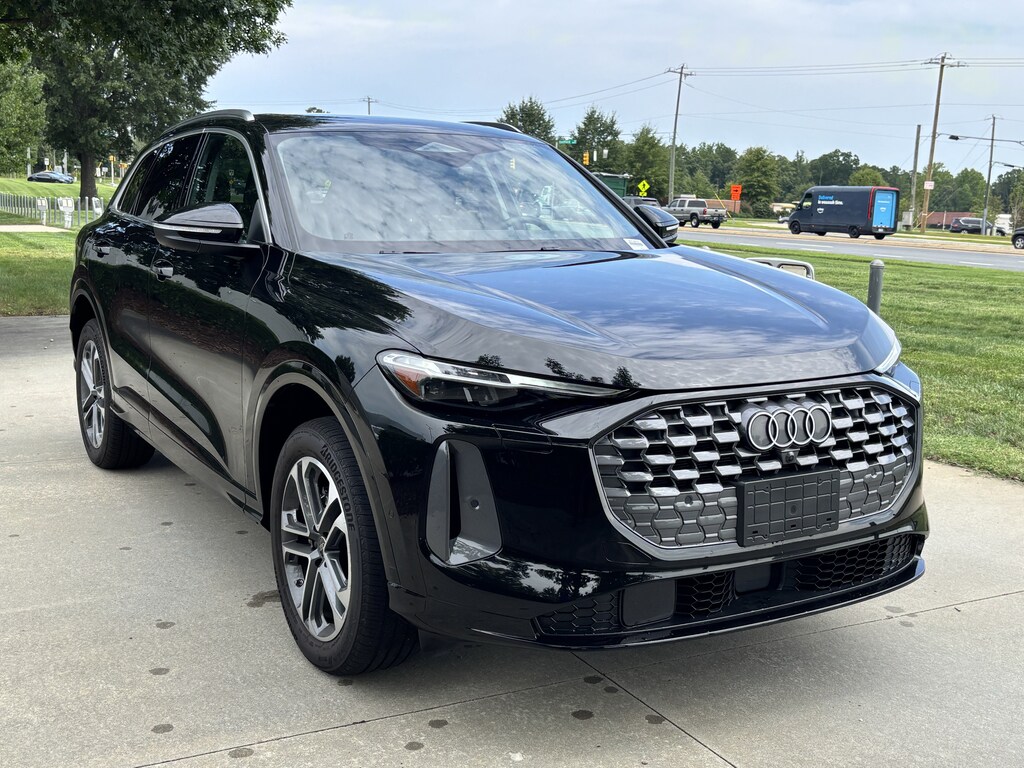 Certified 2025 Audi Q5 Premium Plus SUV