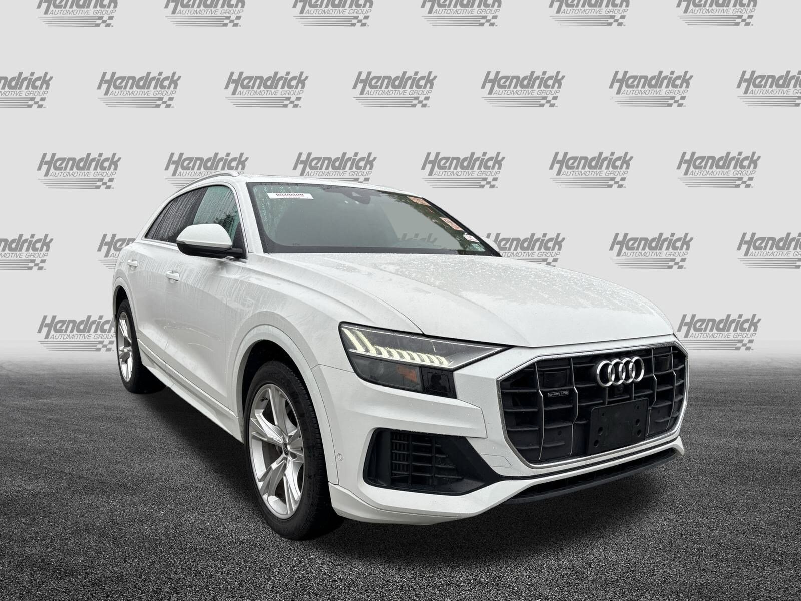 2023 Audi Q8 Premium Plus photo 2