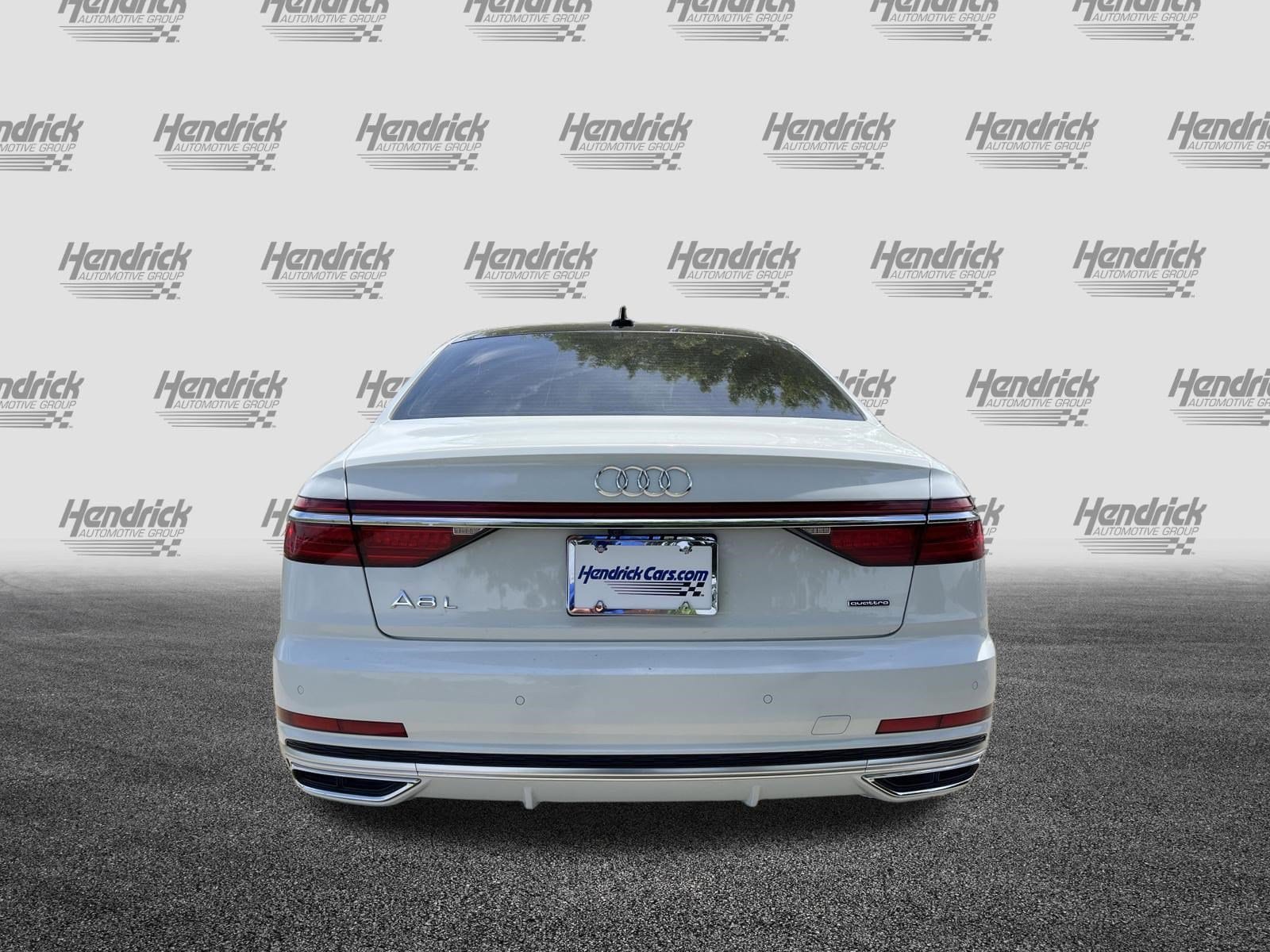 2021 Audi A8 L 60 quattro photo 6