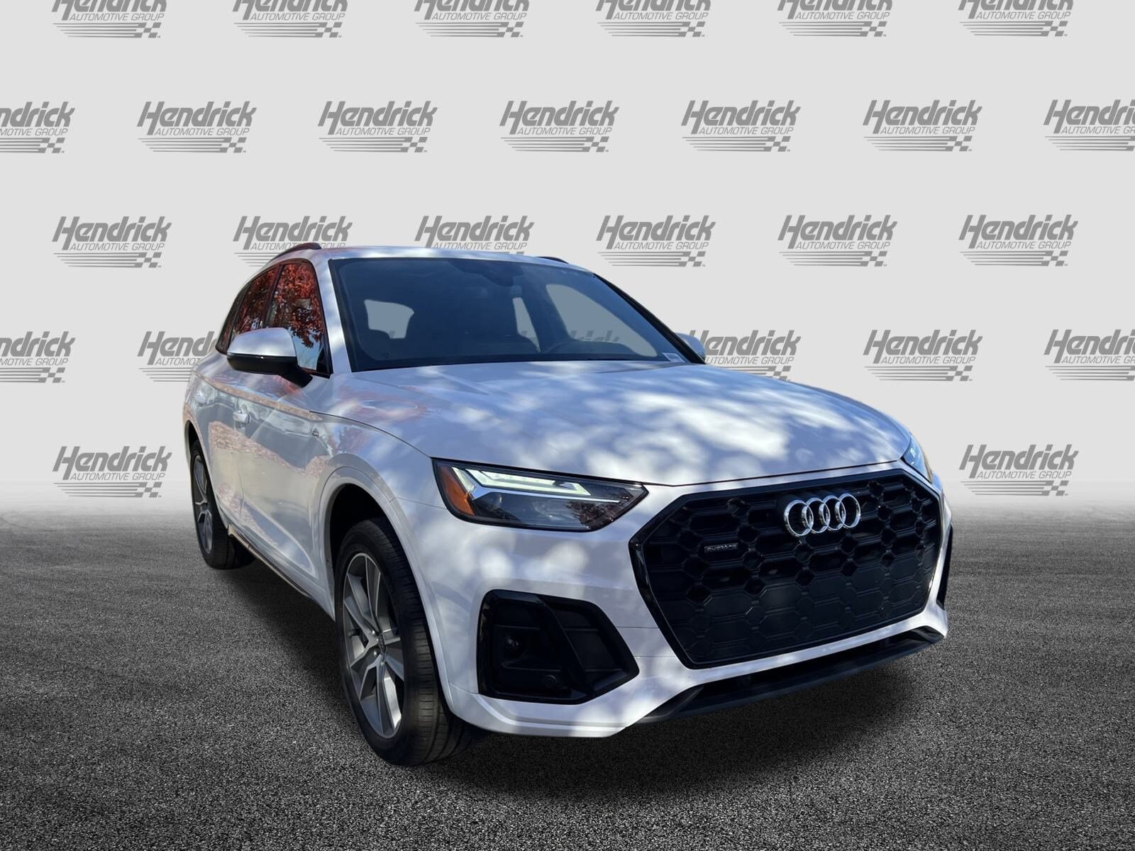 2025 Audi Q5 S line Premium photo 2