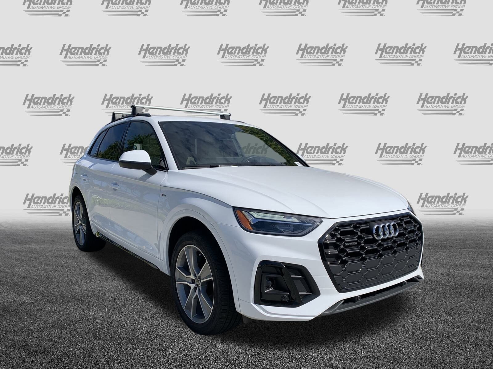 2025 Audi Q5 S line Premium photo 2