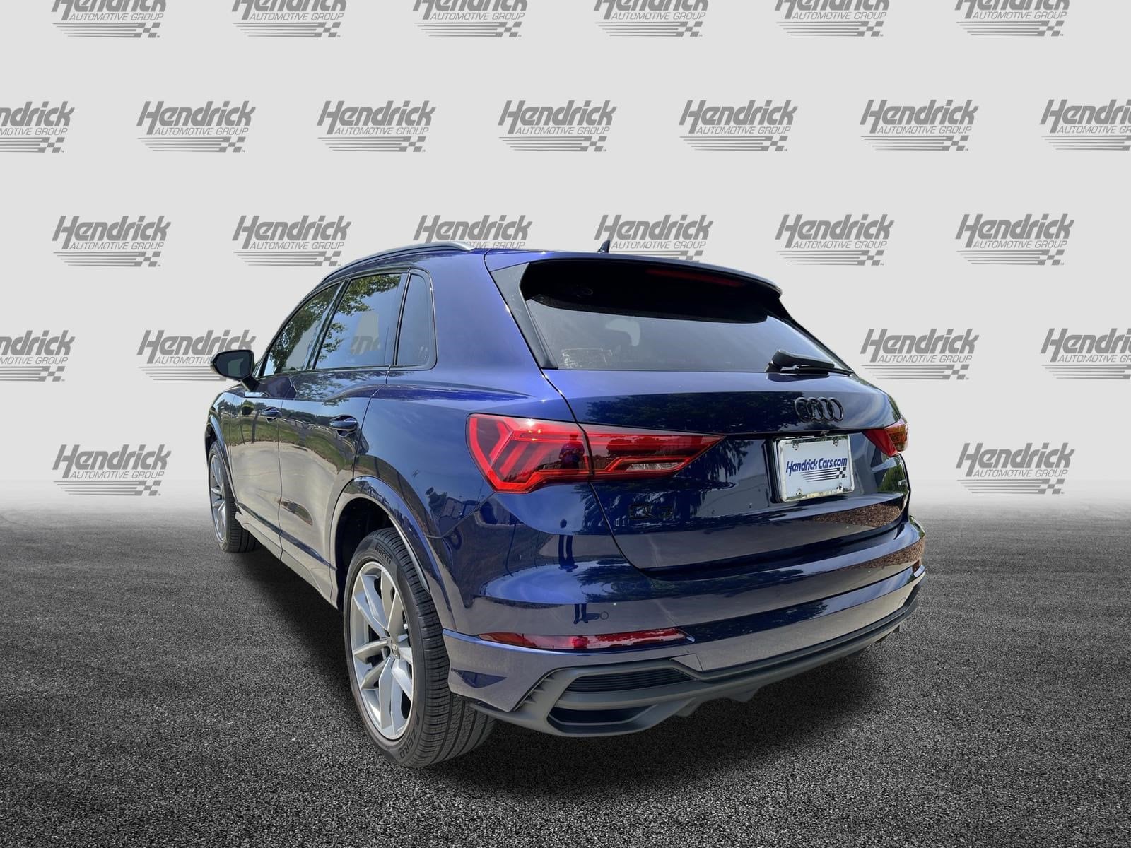 2025 Audi Q3 S line Premium photo 3