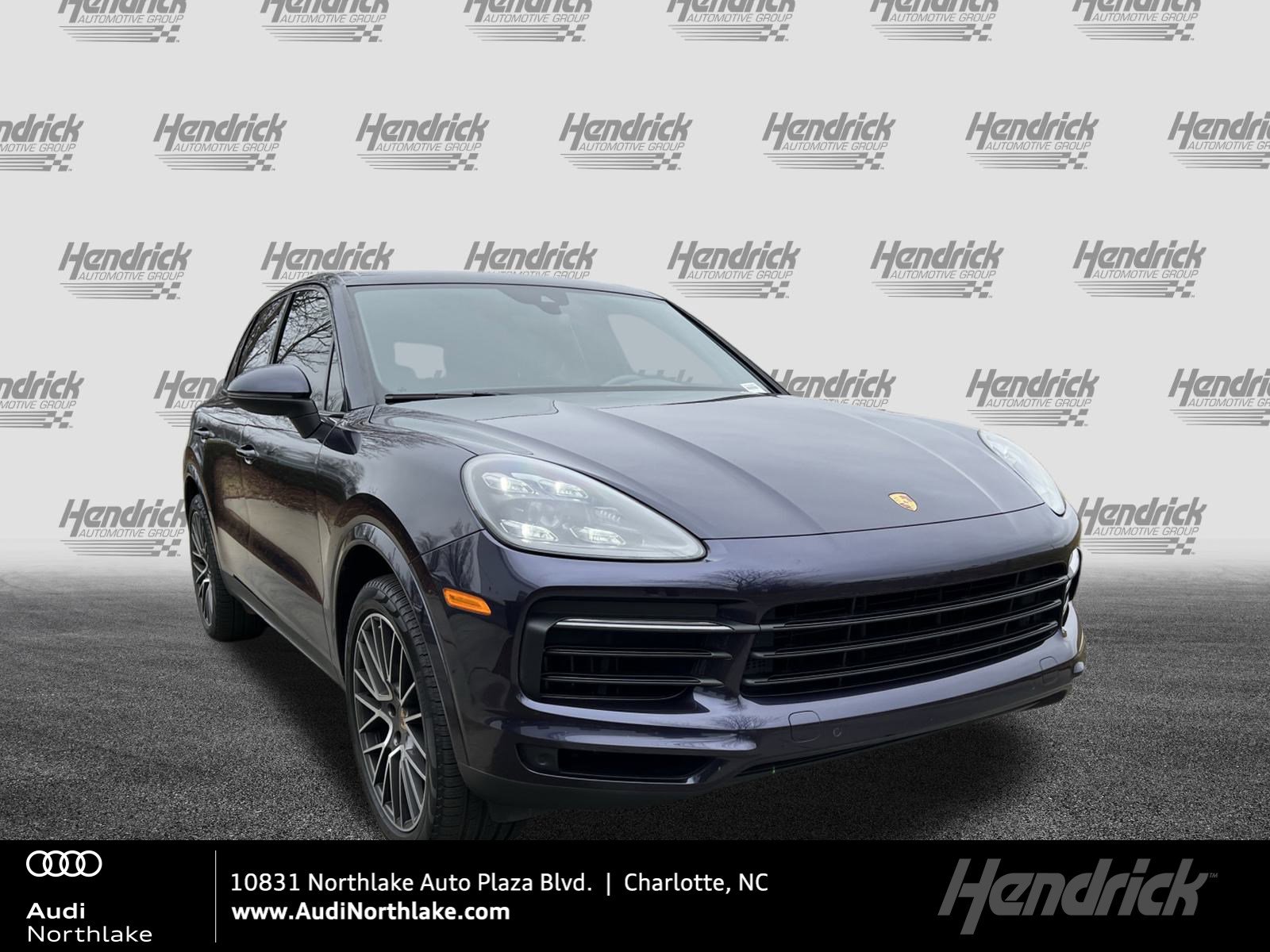 2019 Porsche Cayenne Base's photo