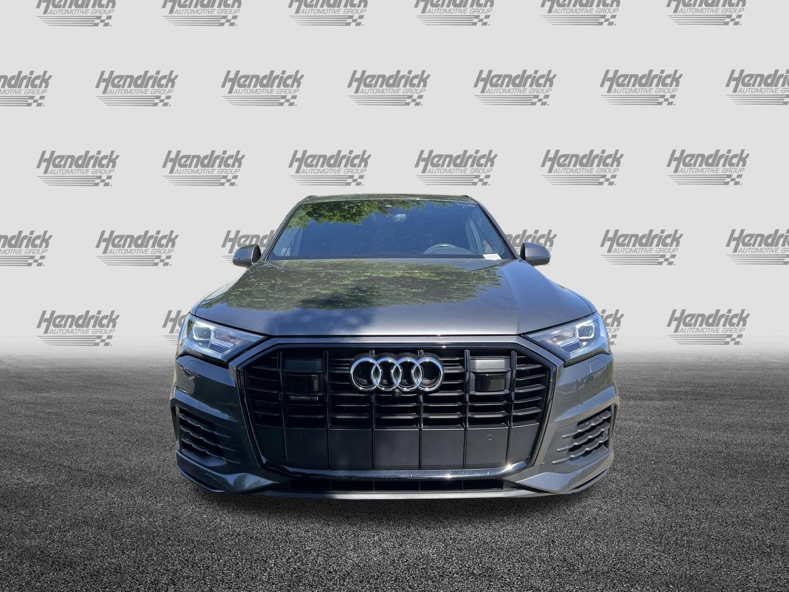 2021 Audi Q7 Premium Plus photo 2