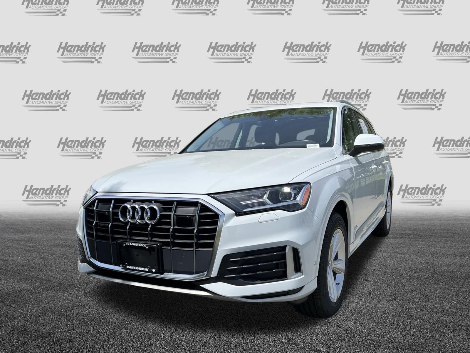 2023 Audi Q7 Premium Plus photo 4