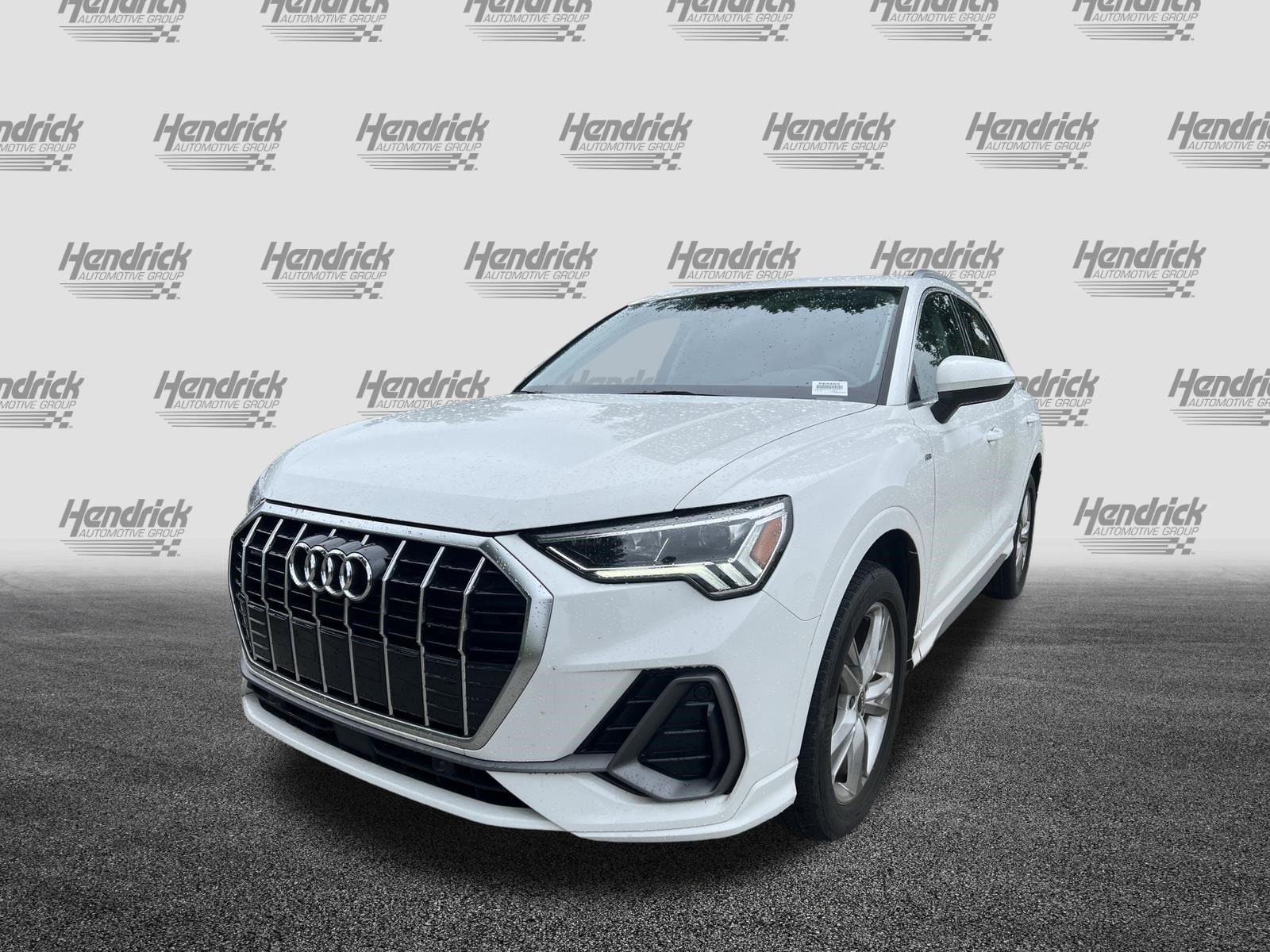2023 Audi Q3 S line Premium photo 4