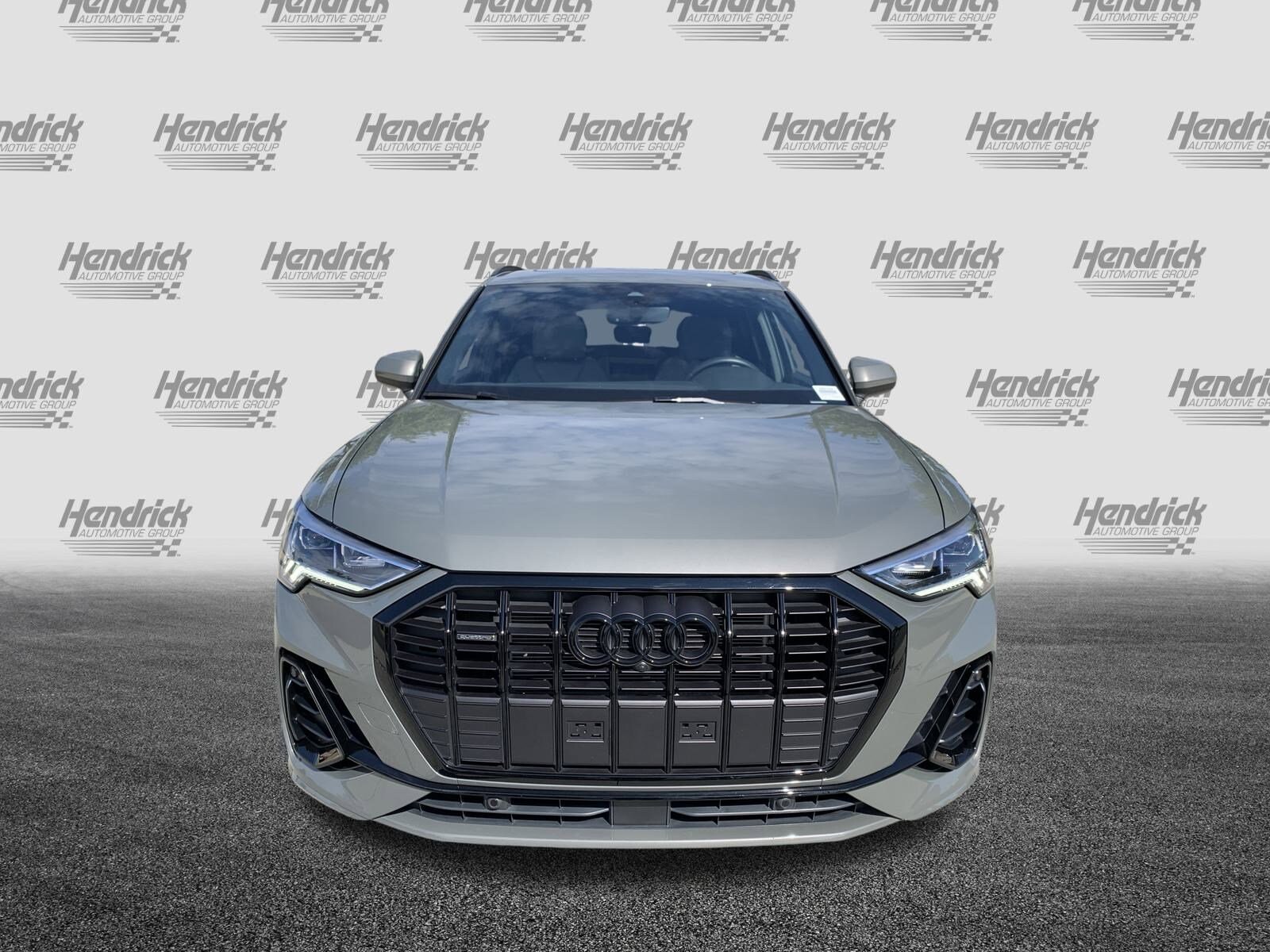 2024 Audi Q3 S line Premium Plus photo 3