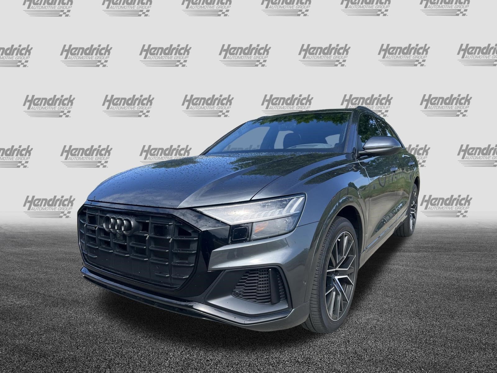 2022 Audi Q8 Prestige photo 4