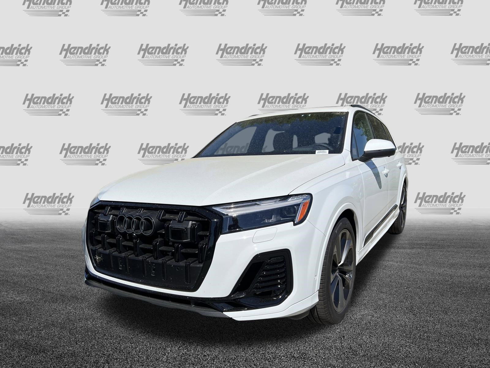 2026 Audi Q7 Prestige photo 4