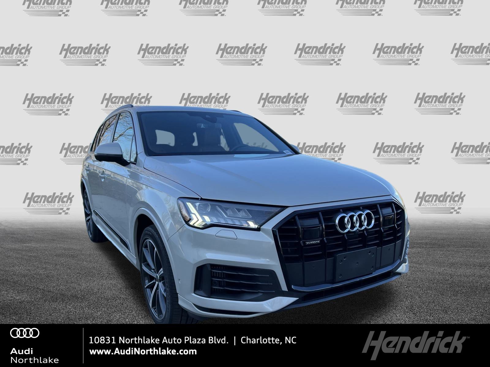 2023 Audi Q7 Premium Plus's photo