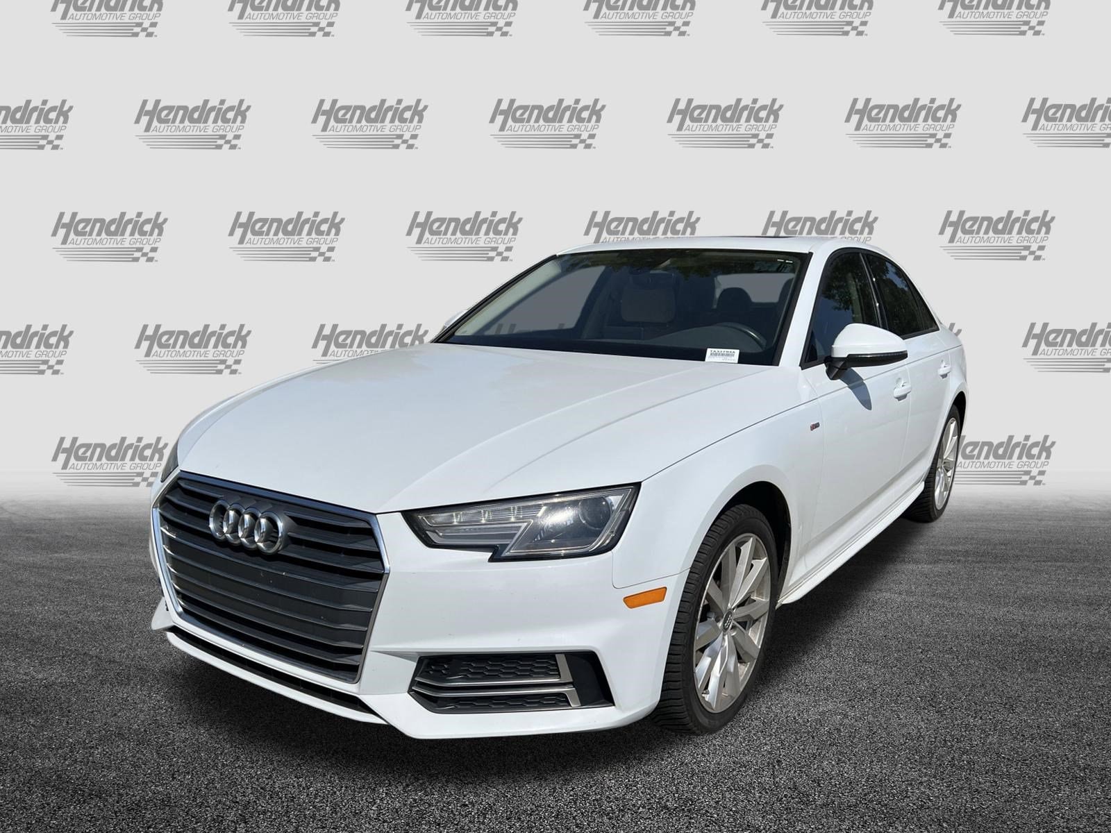 Audi A4 Ultra Premium