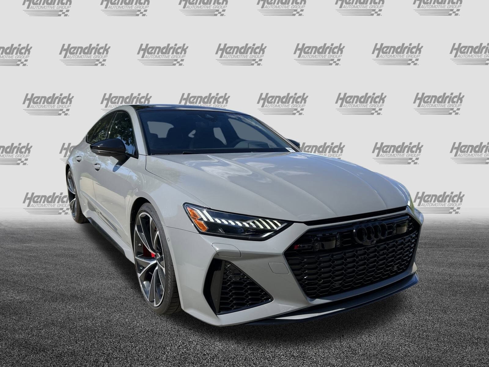 2023 Audi RS 7 Base photo 2