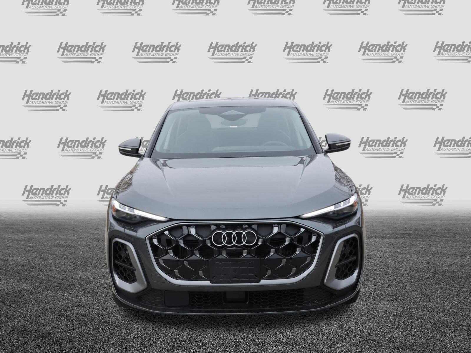 2025 Audi Q5 2.0T Prestige photo 2