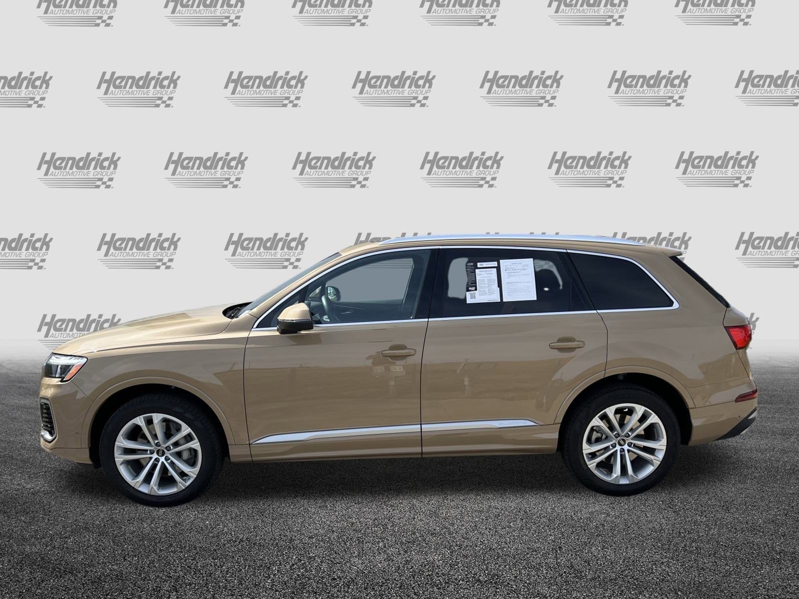 2025 Audi Q7 Premium Plus photo 4