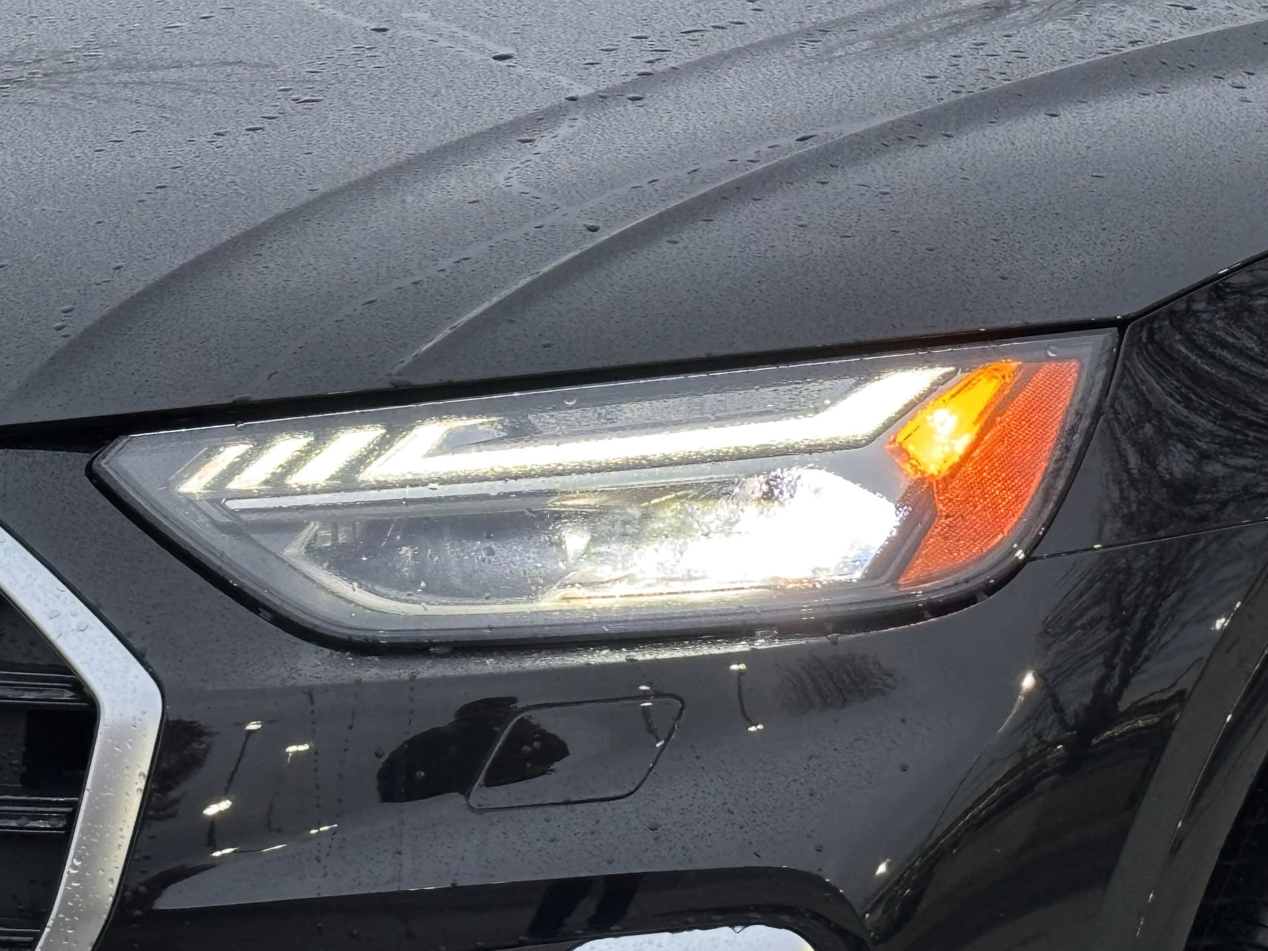 2023 Audi Q5 S line Prestige photo 5