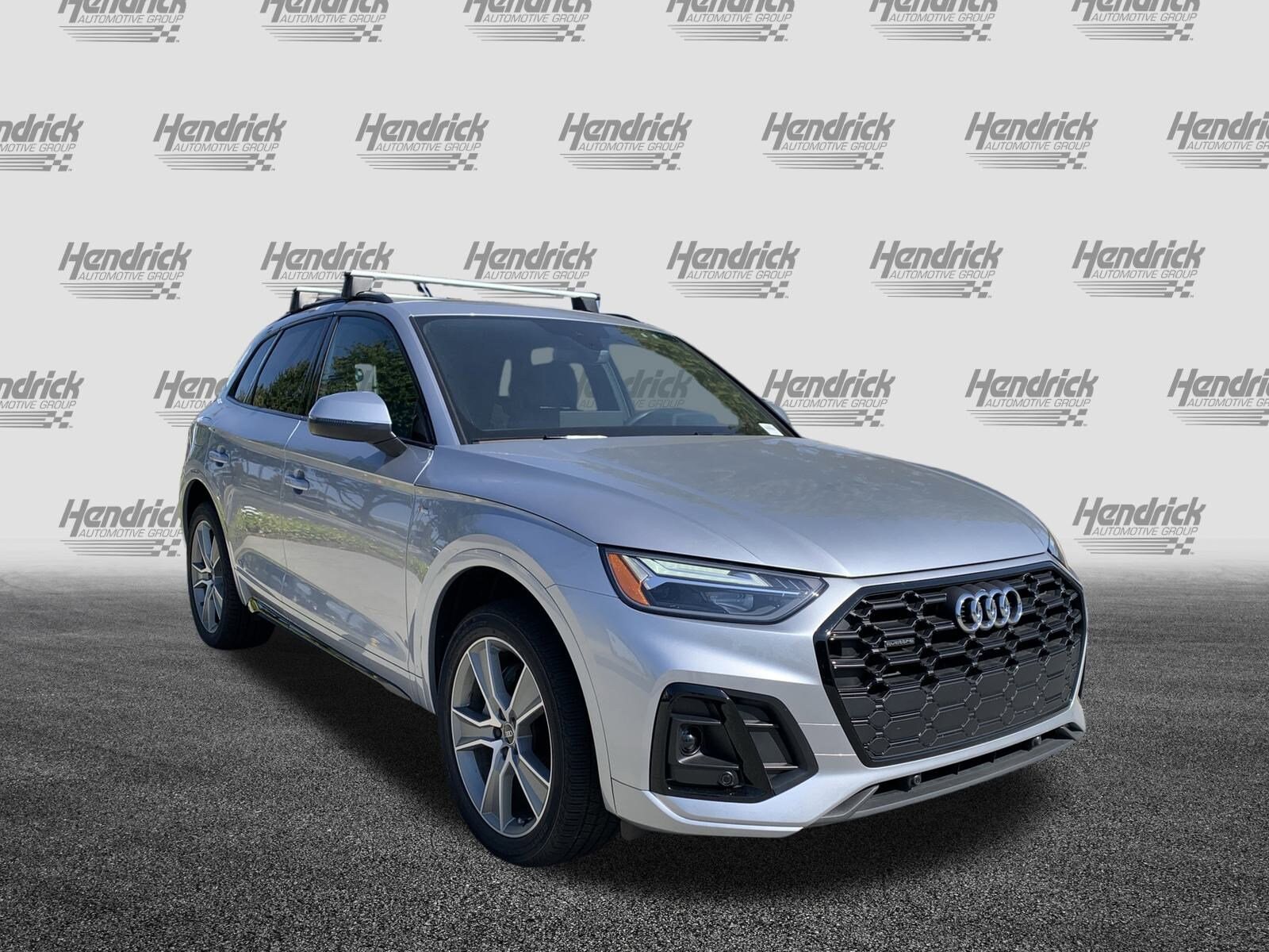 2025 Audi Q5 S line Premium photo 2