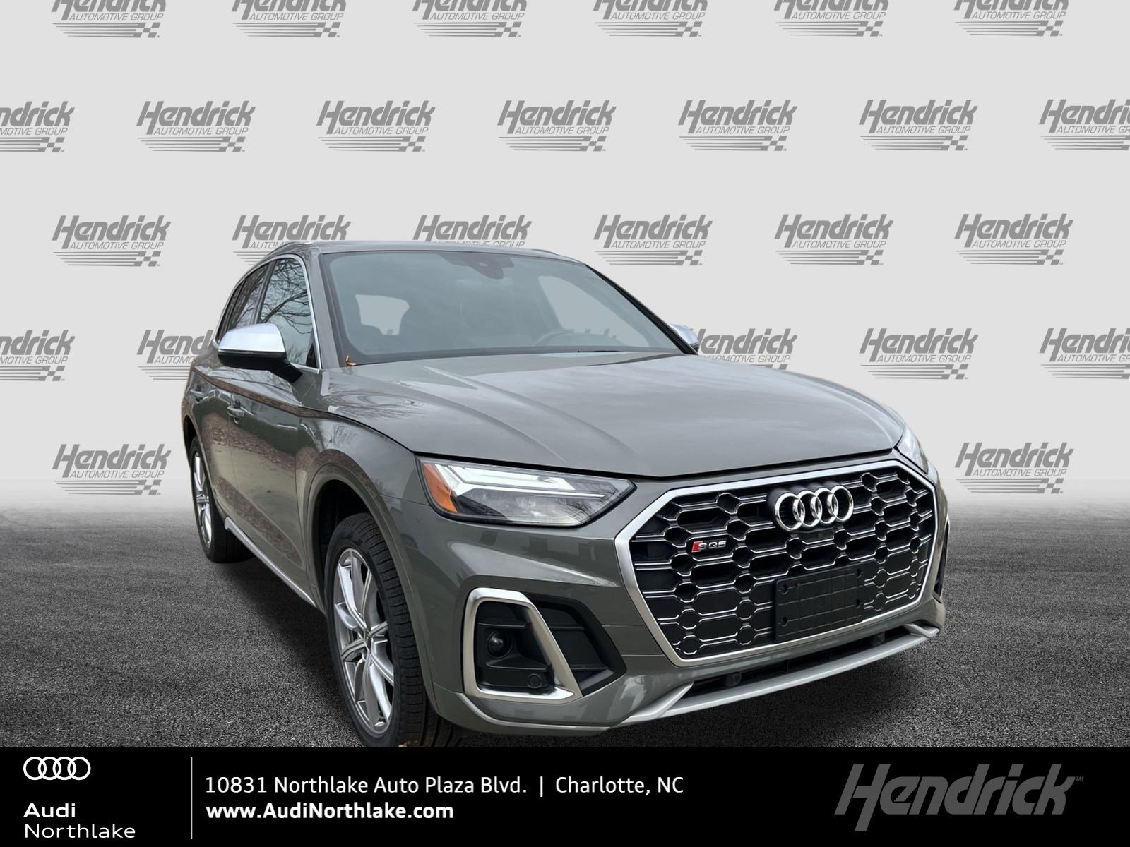 2023 Audi SQ5 Premium Plus's photo